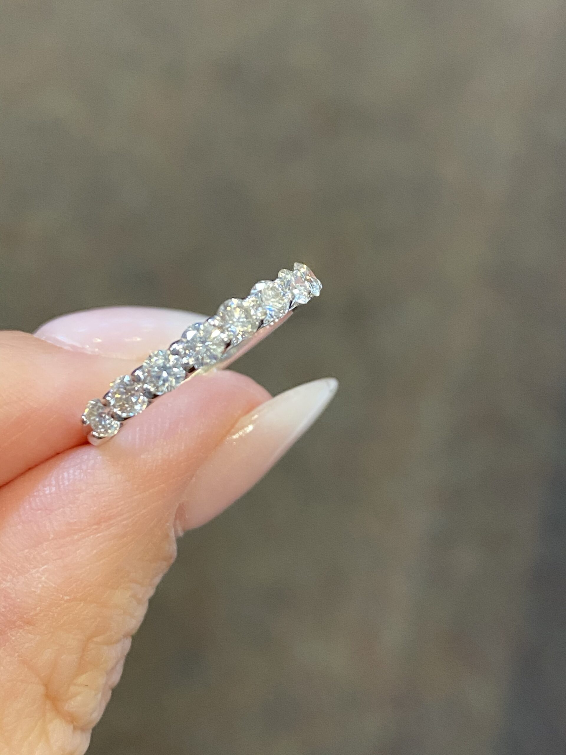14k White Gold 8 Diamond .60 Carat Shared Prong Band - Image 2