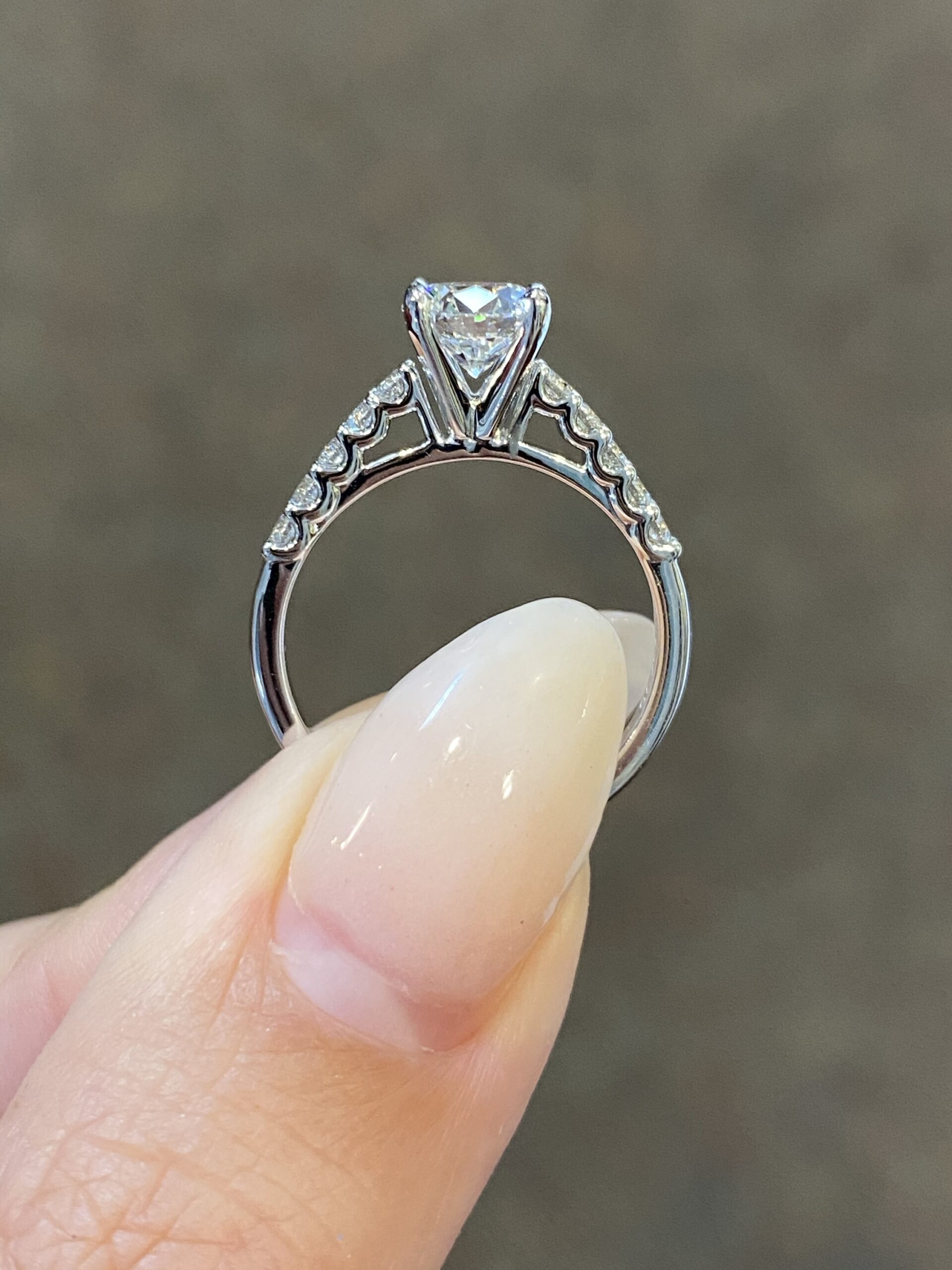 14k White Gold 1.01 Carat Genuine G.I.A. Certified Round Brilliant Cut Diamond Solitaire - Image 7