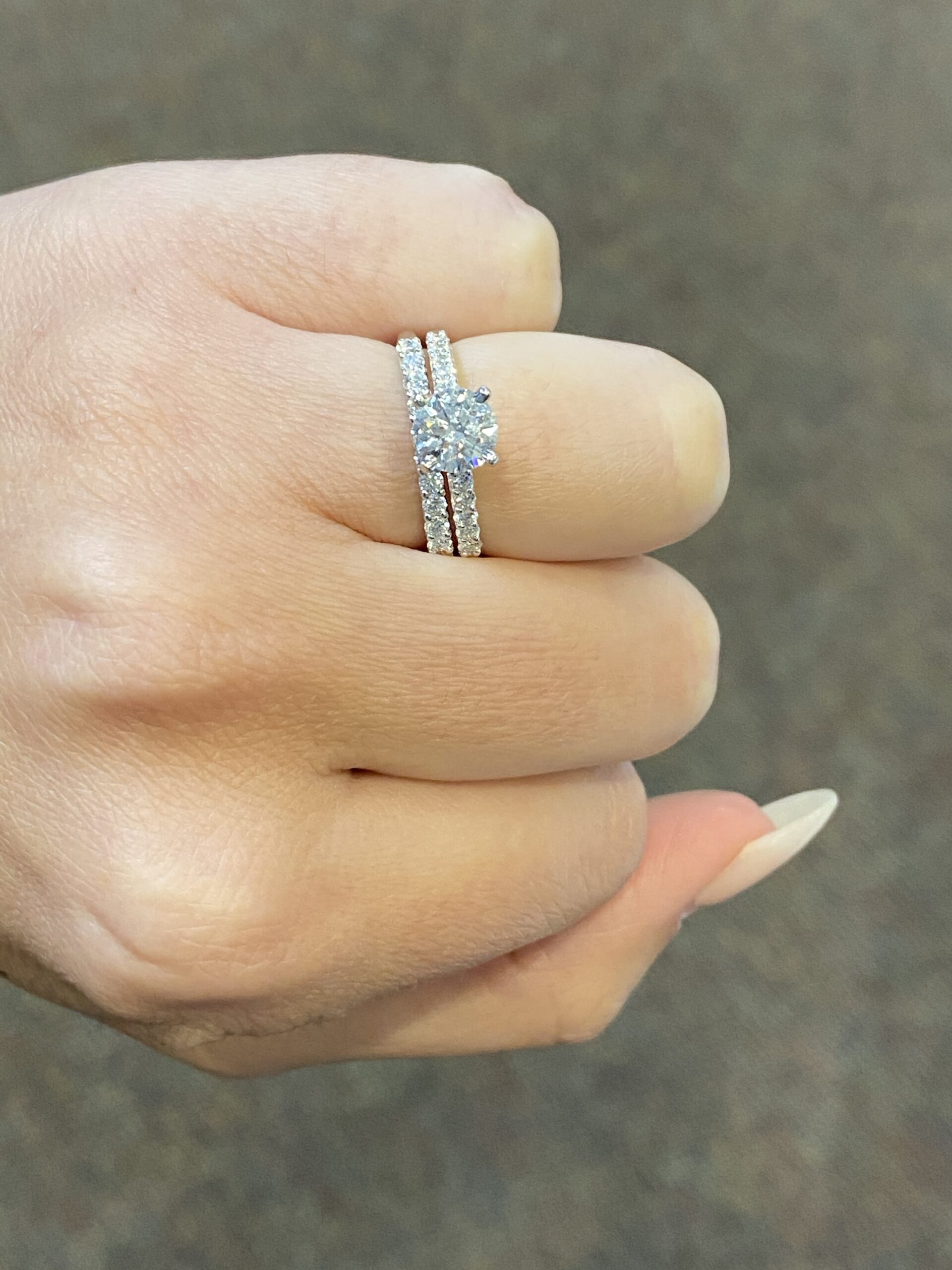 14k White Gold 1.01 Carat Genuine G.I.A. Certified Round Brilliant Cut Diamond Solitaire - Image 12