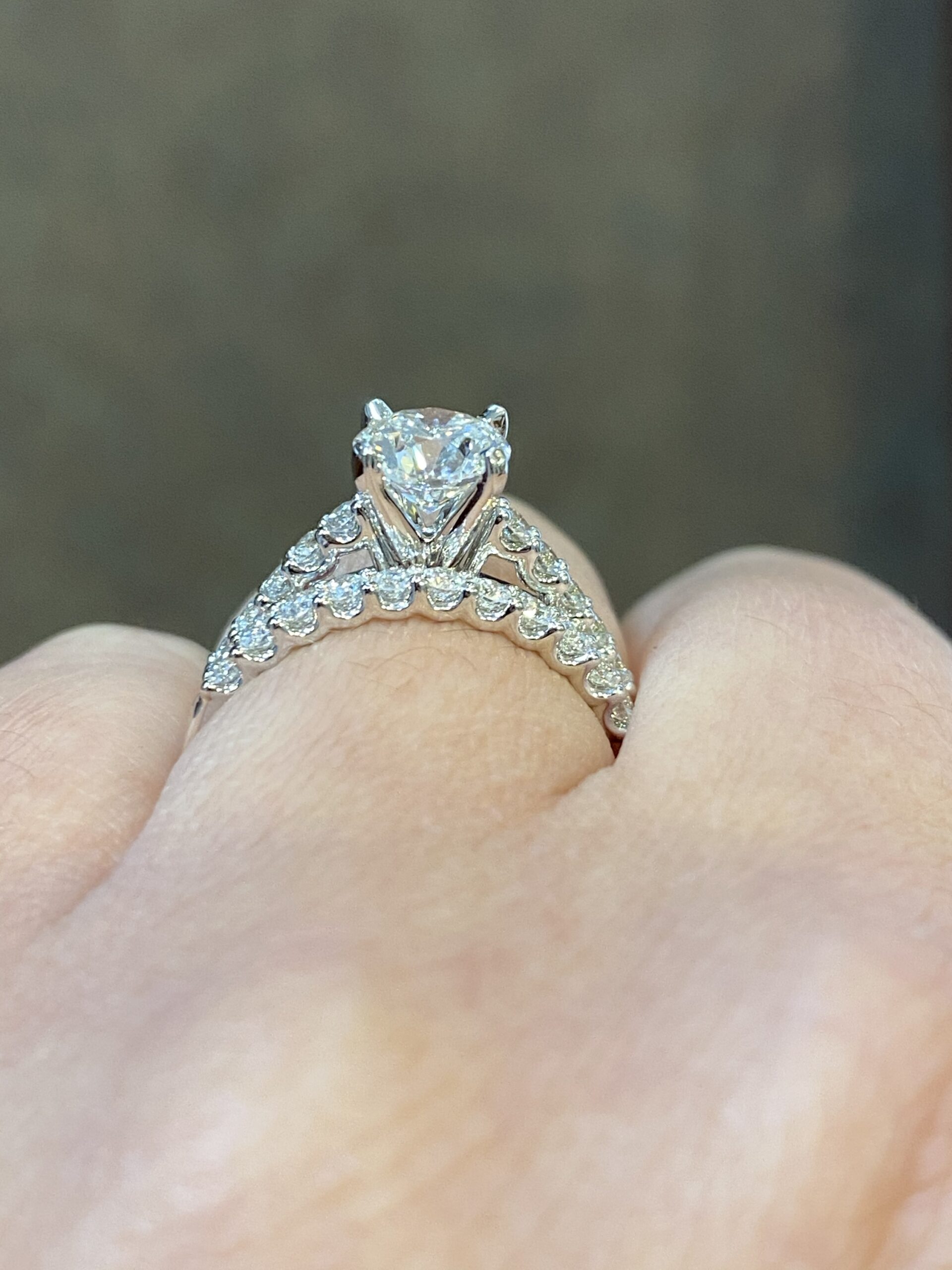 14k White Gold 1.01 Carat Genuine G.I.A. Certified Round Brilliant Cut Diamond Solitaire - Image 14