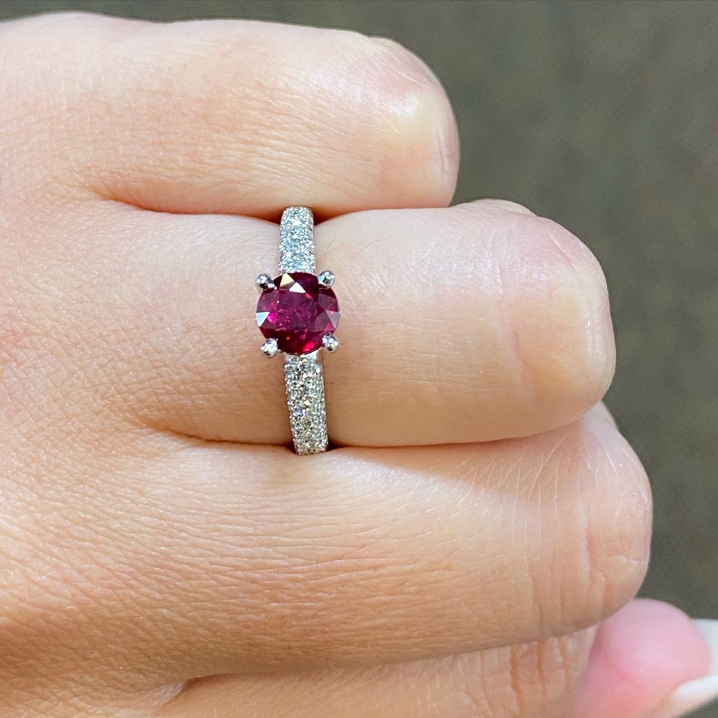 Platinum 1.07 Carat Genuine Mozambique Ruby & Diamond Ring - Image 8