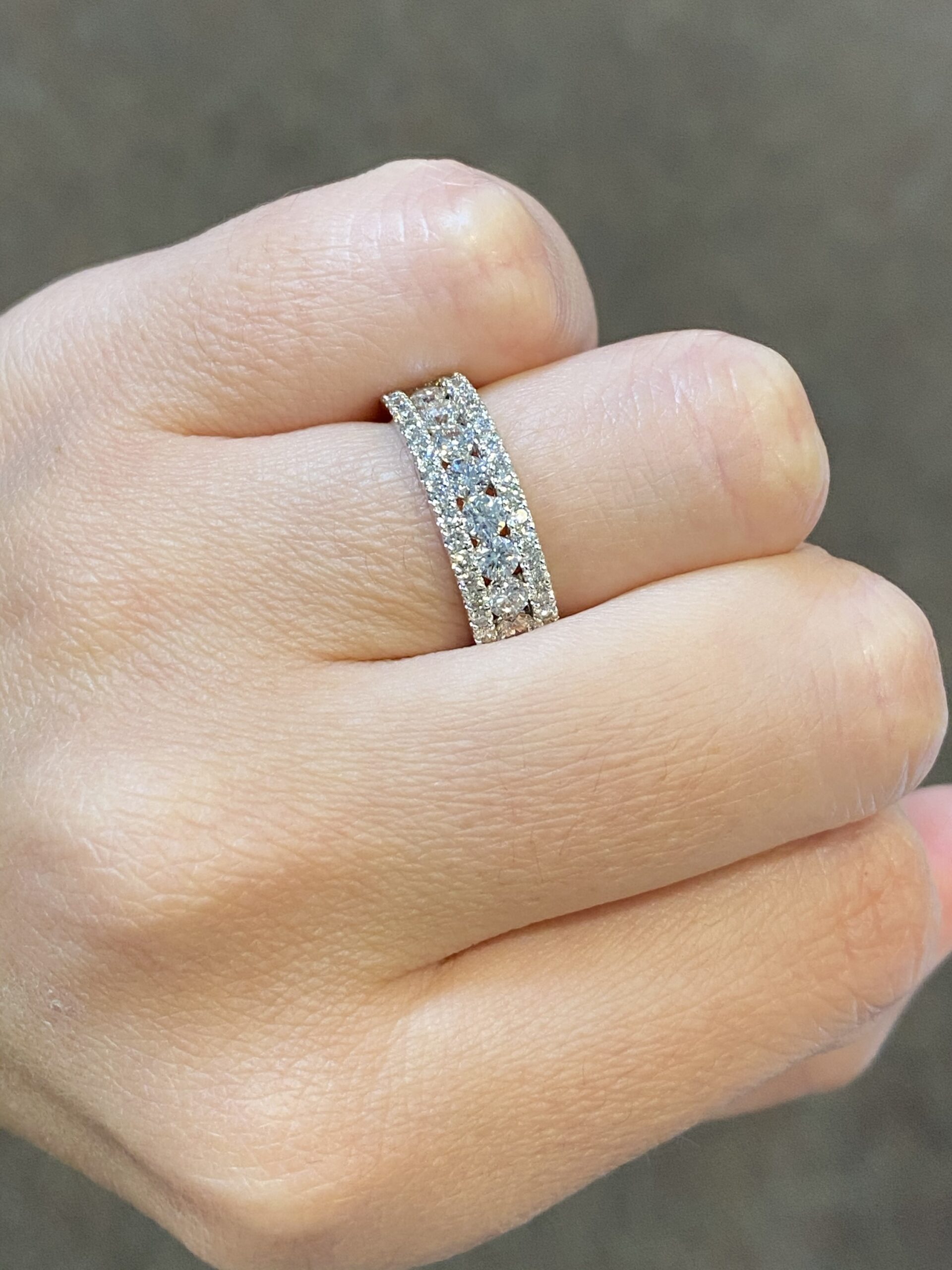 14k White Gold 1.40 Cttw Genuine Round Brilliant Cut Diamond 3 Row Band - Image 8