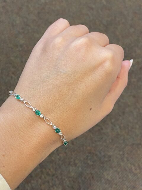 14k White Gold Genuine 2.16 Cttw Emerald & Diamond Bracelet