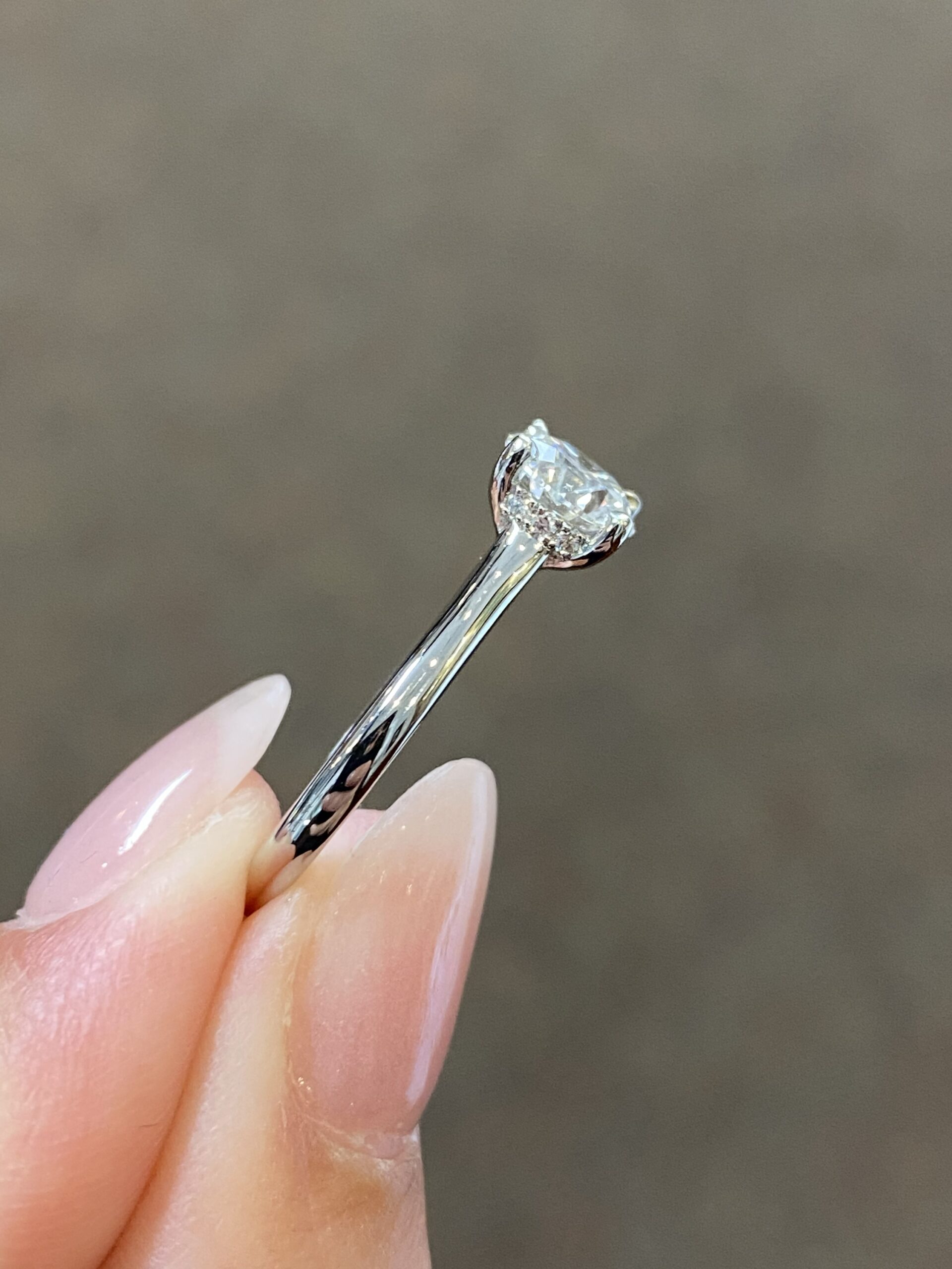 Platinum G.I.A. Certified 1.07 Carat Round Brilliant Cut Diamond Solitaire - Image 3