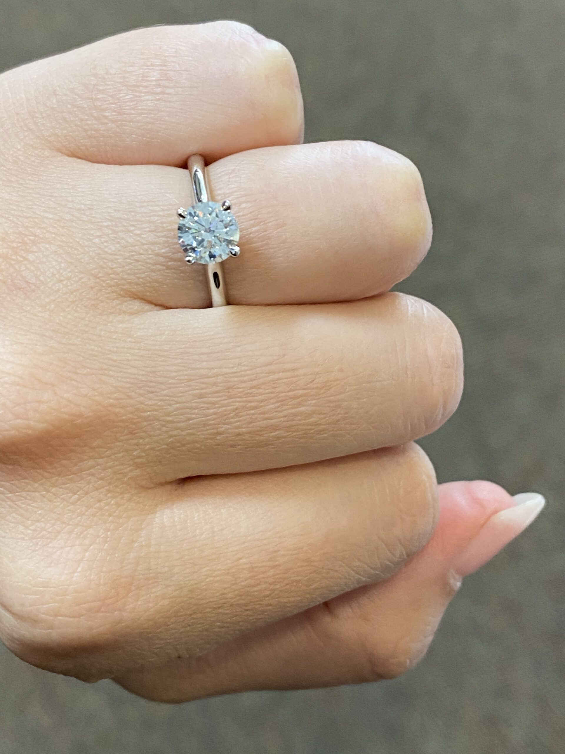 Platinum G.I.A. Certified 1.07 Carat Round Brilliant Cut Diamond Solitaire - Image 7