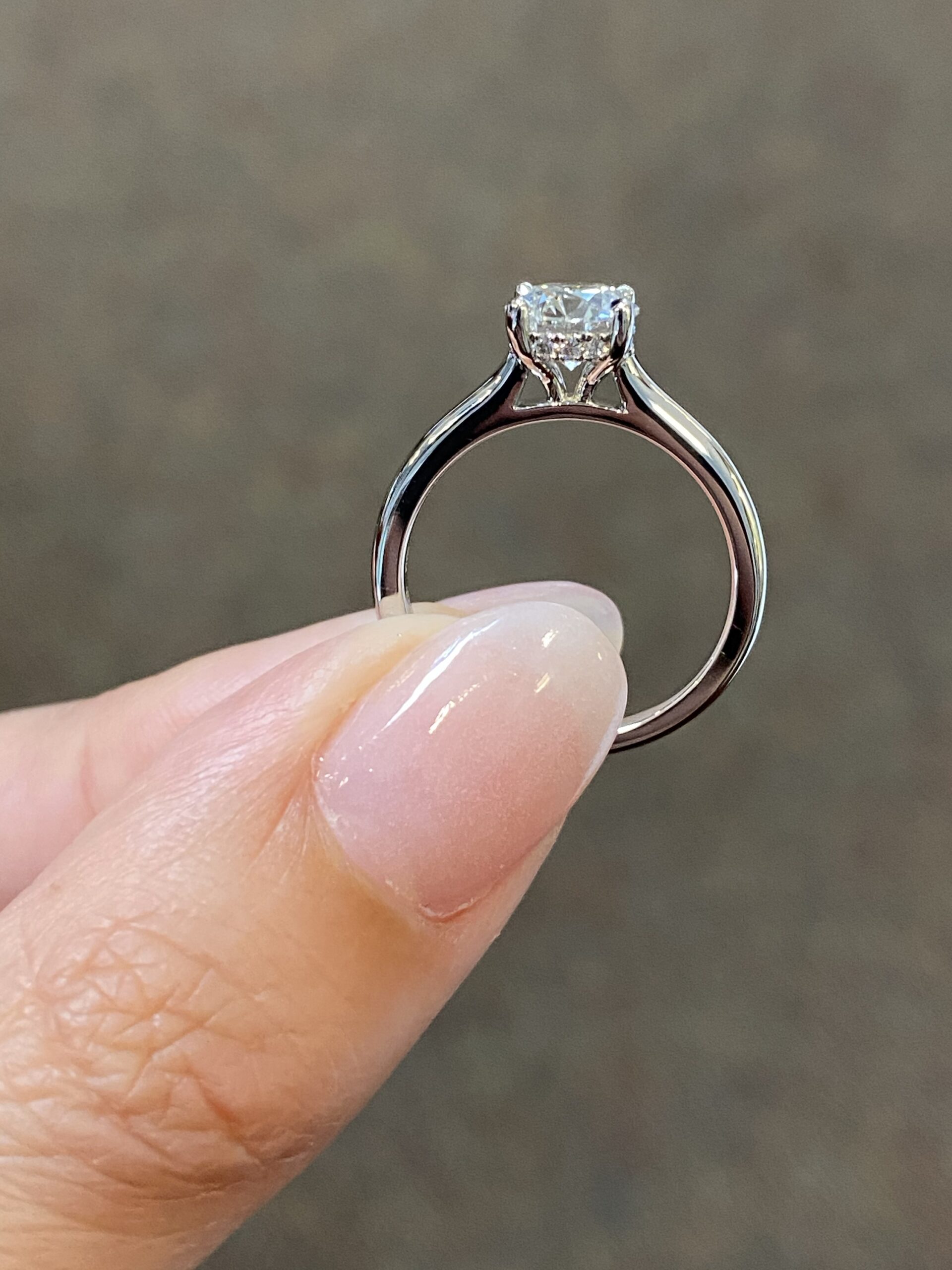 Platinum G.I.A. Certified 1.07 Carat Round Brilliant Cut Diamond Solitaire - Image 11