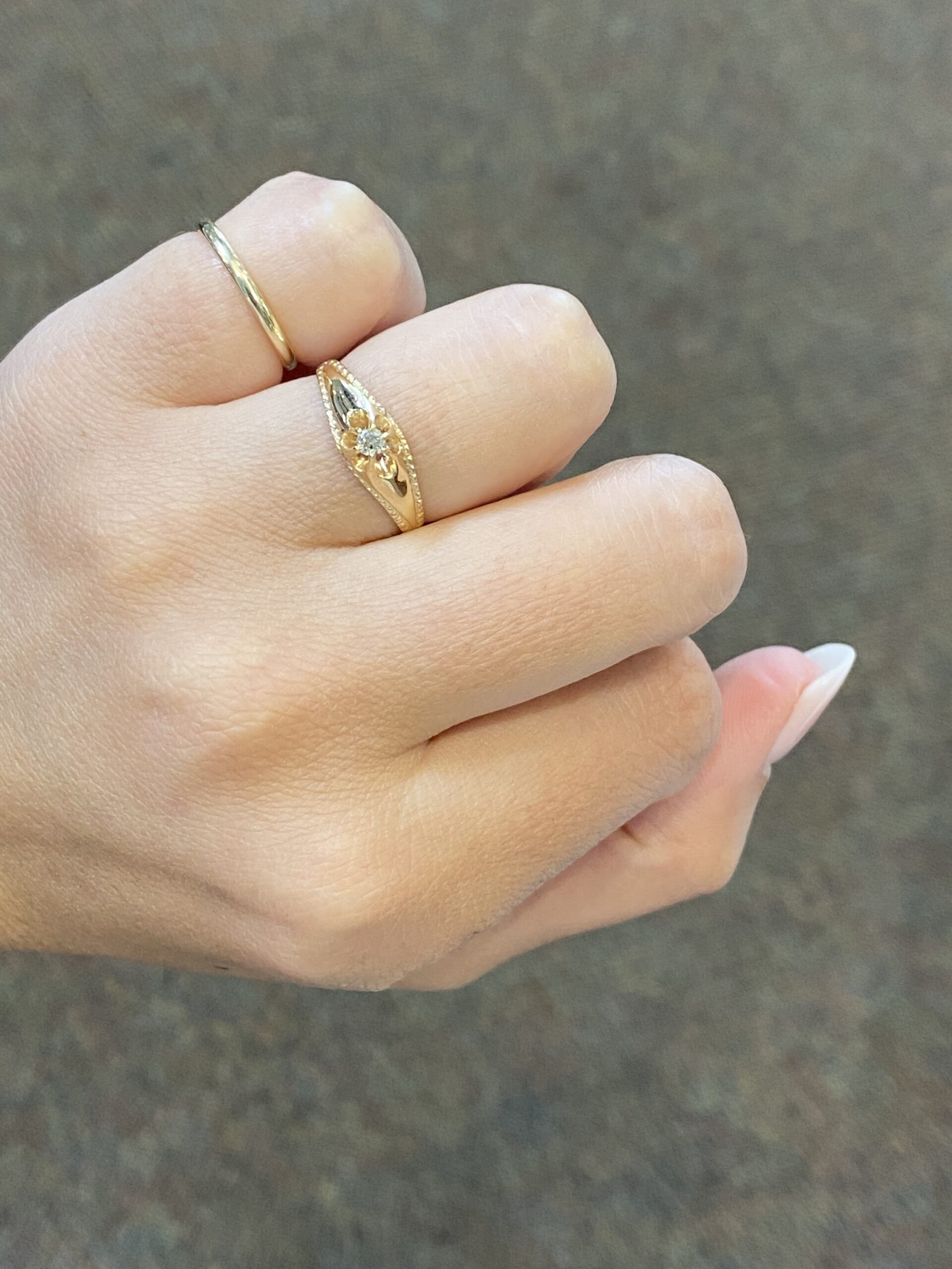 Vintage 14k Yellow Gold .07 Cttw European Cut Diamond Ring - Image 6