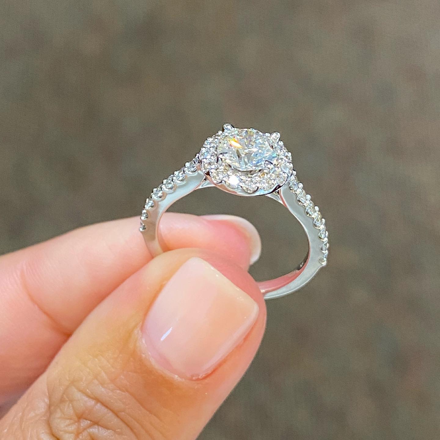 14k White Gold Genuine .92 Cttw G.I.A. Certified Round Brilliant Cut Diamond Halo Ring - Image 16