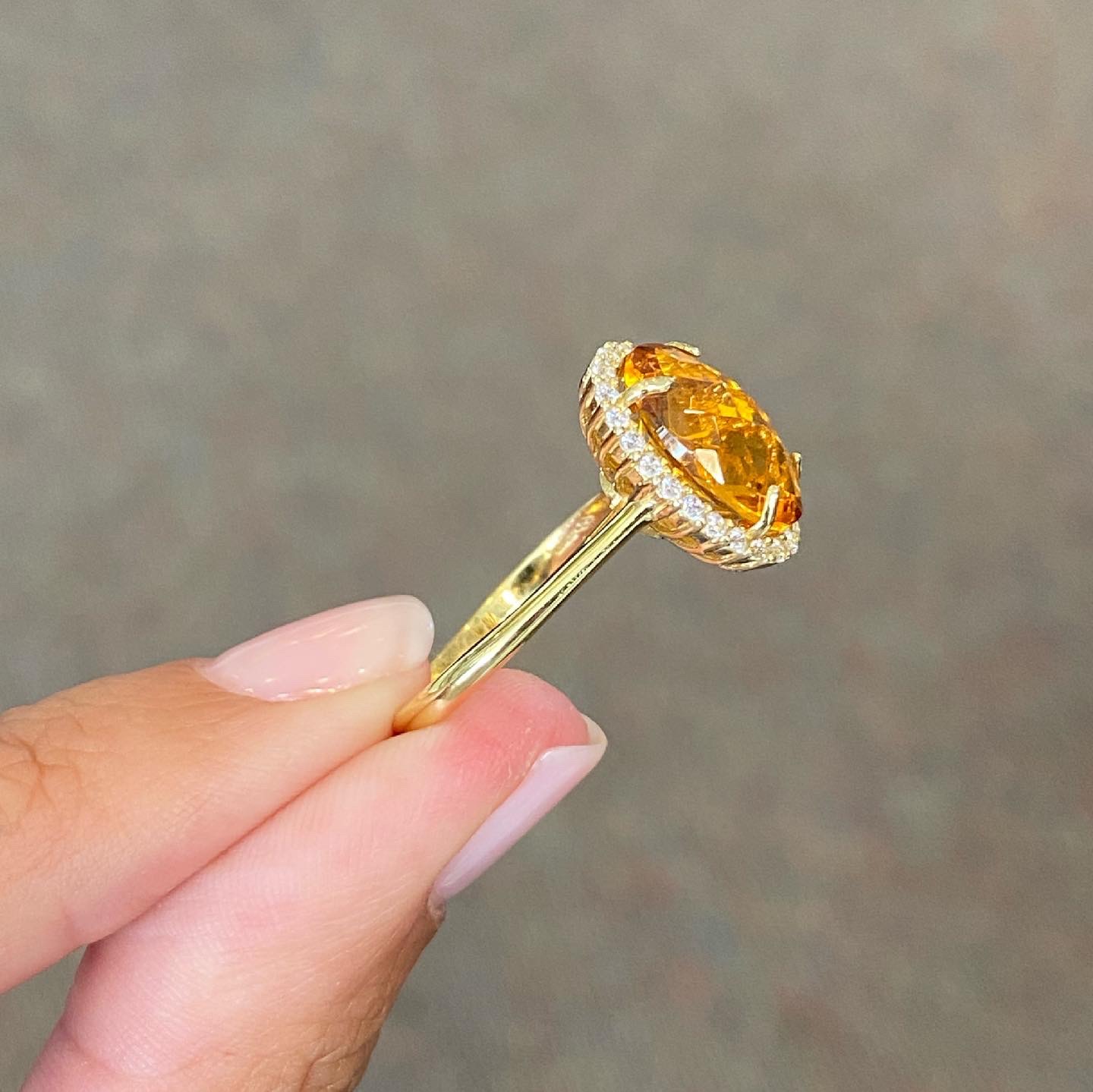 18k Yellow Gold Genuine Citrine & Swarovski Crystal Halo Ring - Image 2