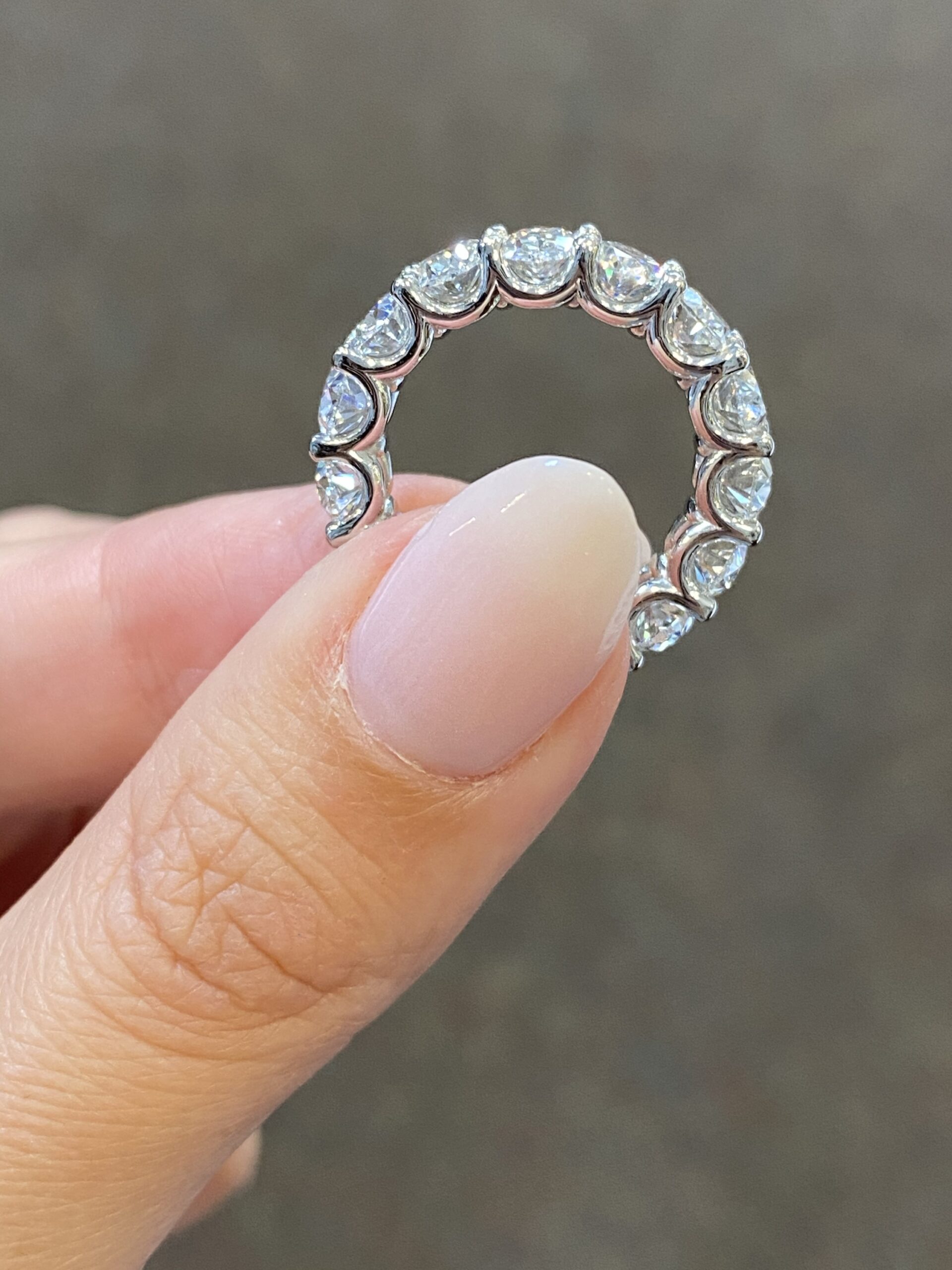 Platinum 7.65 Cttw Genuine Oval Diamond Eternity Band - Image 6