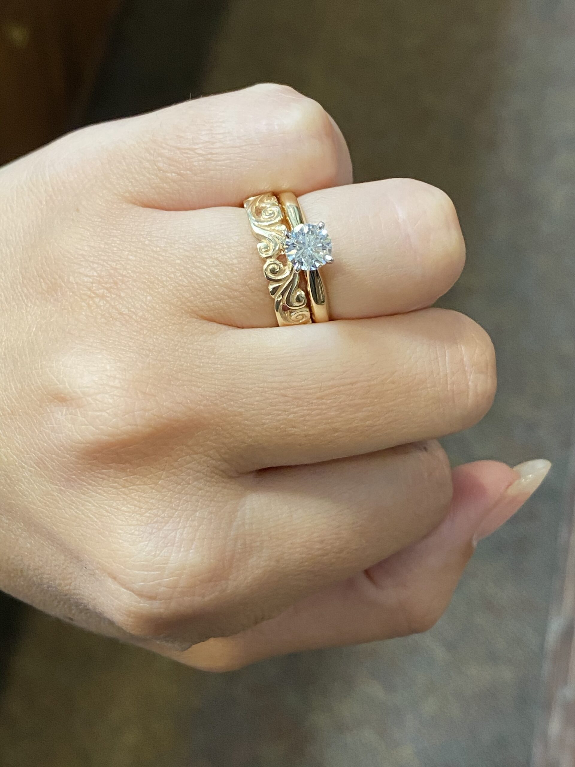 14k Yellow Gold Swirl Motif Band - Image 8