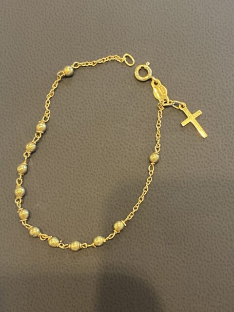 18k Yellow Gold Bead & Cross Bracelet