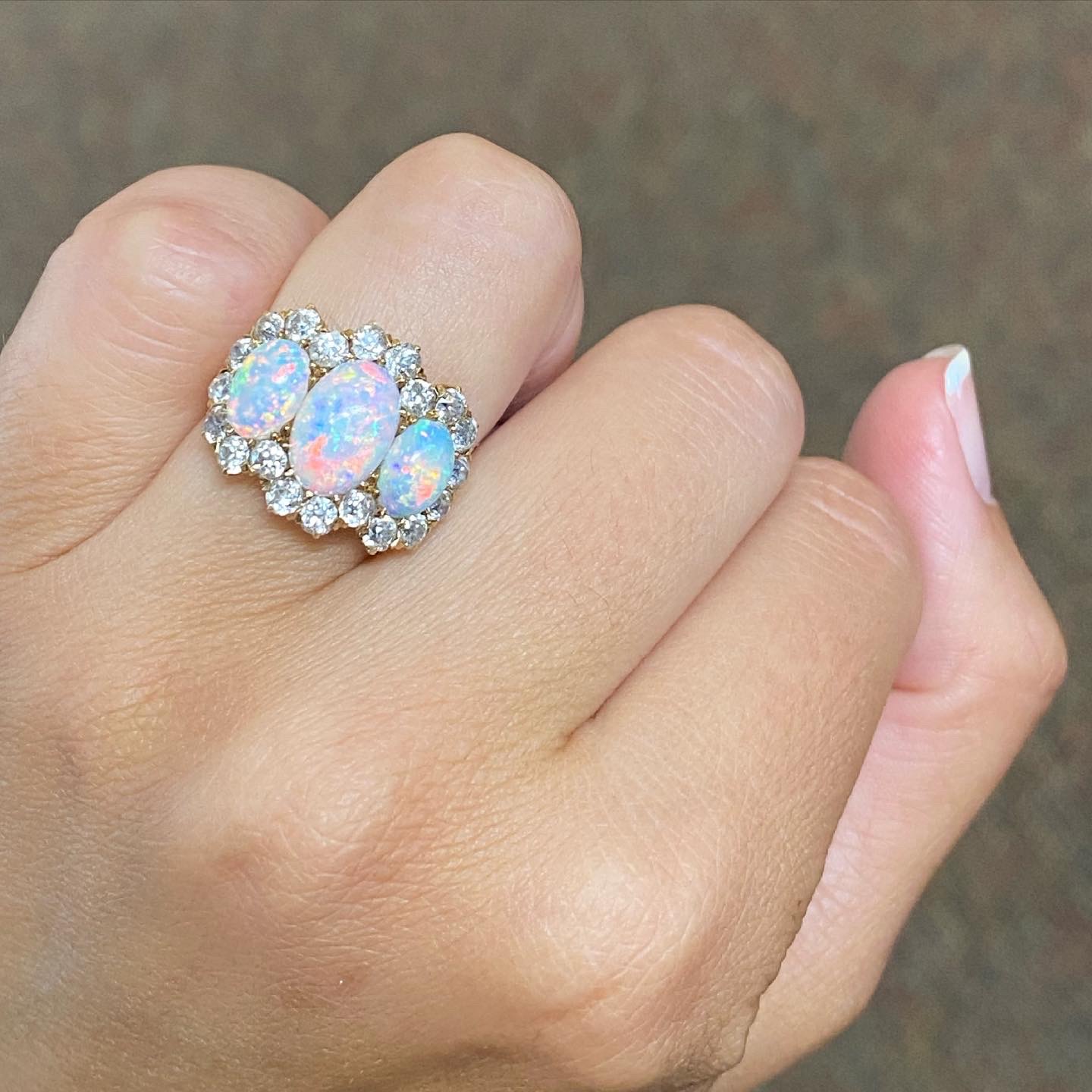 Antique 18k Yellow Gold Genuine Opal & Old Mine Cut Diamond Cluster Ring - Image 17