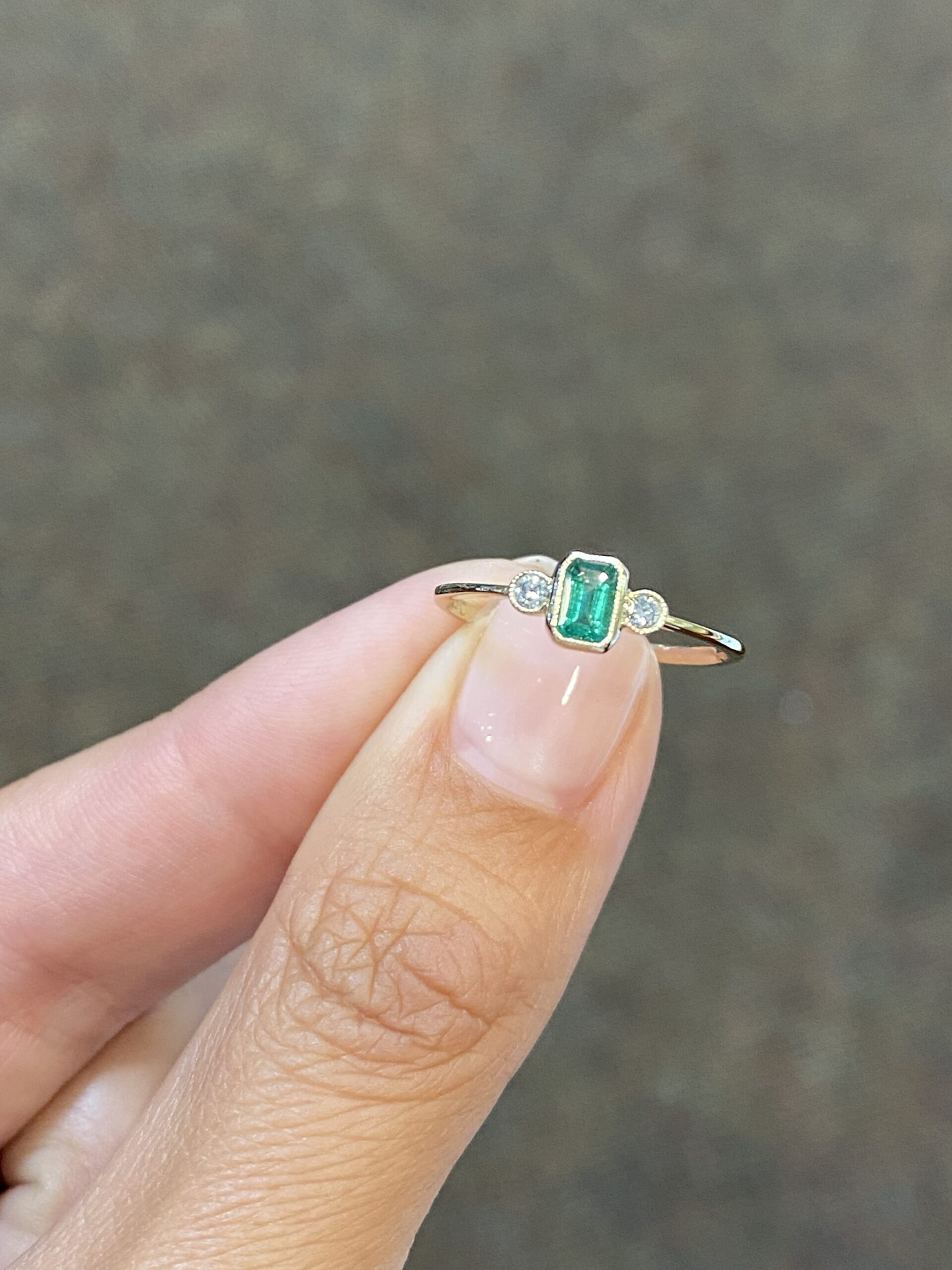 14k Yellow Gold Genuine .24 Cttw Emerald & Diamond 3 Stone Ring - Image 3