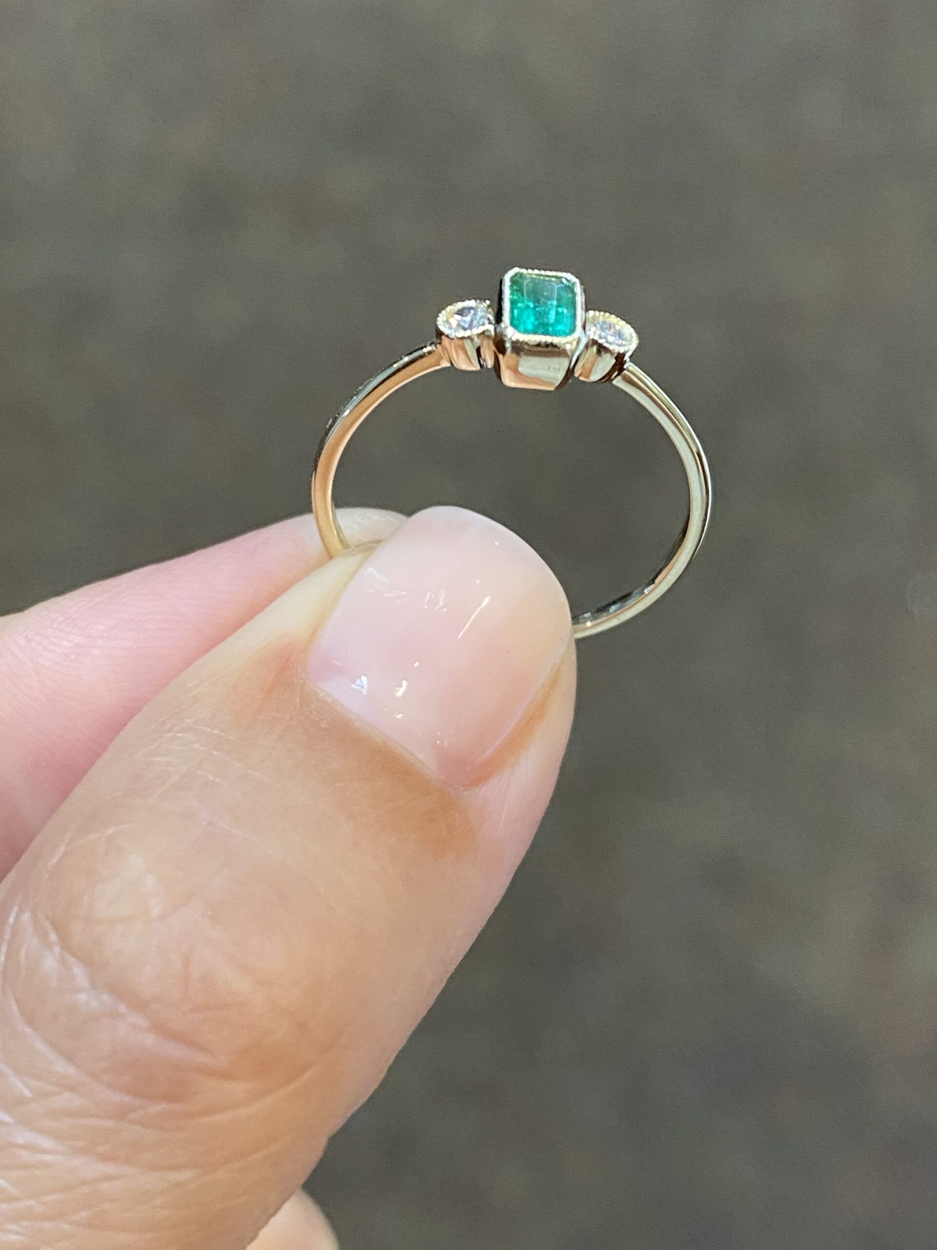 14k Yellow Gold Genuine .24 Cttw Emerald & Diamond 3 Stone Ring - Image 5