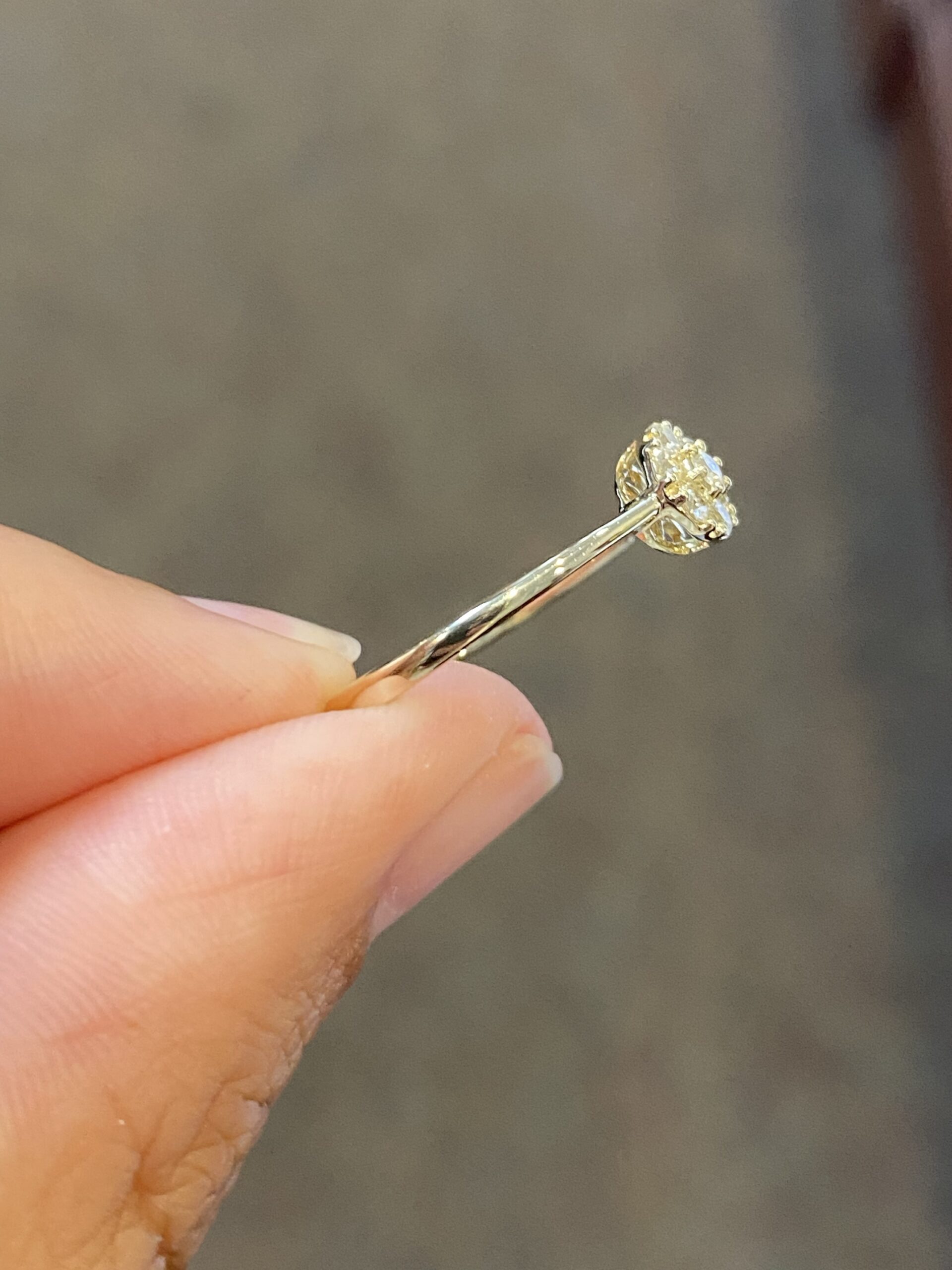 14k Yellow Gold .20 Cttw Genuine Round Brilliant Cut Diamond Cluster Ring - Image 4