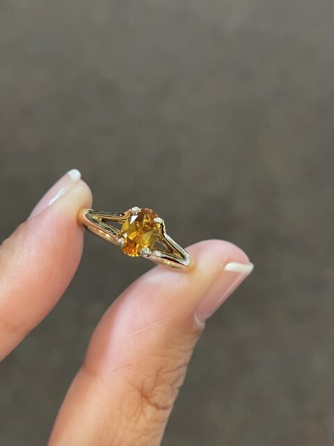 14k Yellow Gold Genuine Oval Shaped Citrine Split Shank Ring