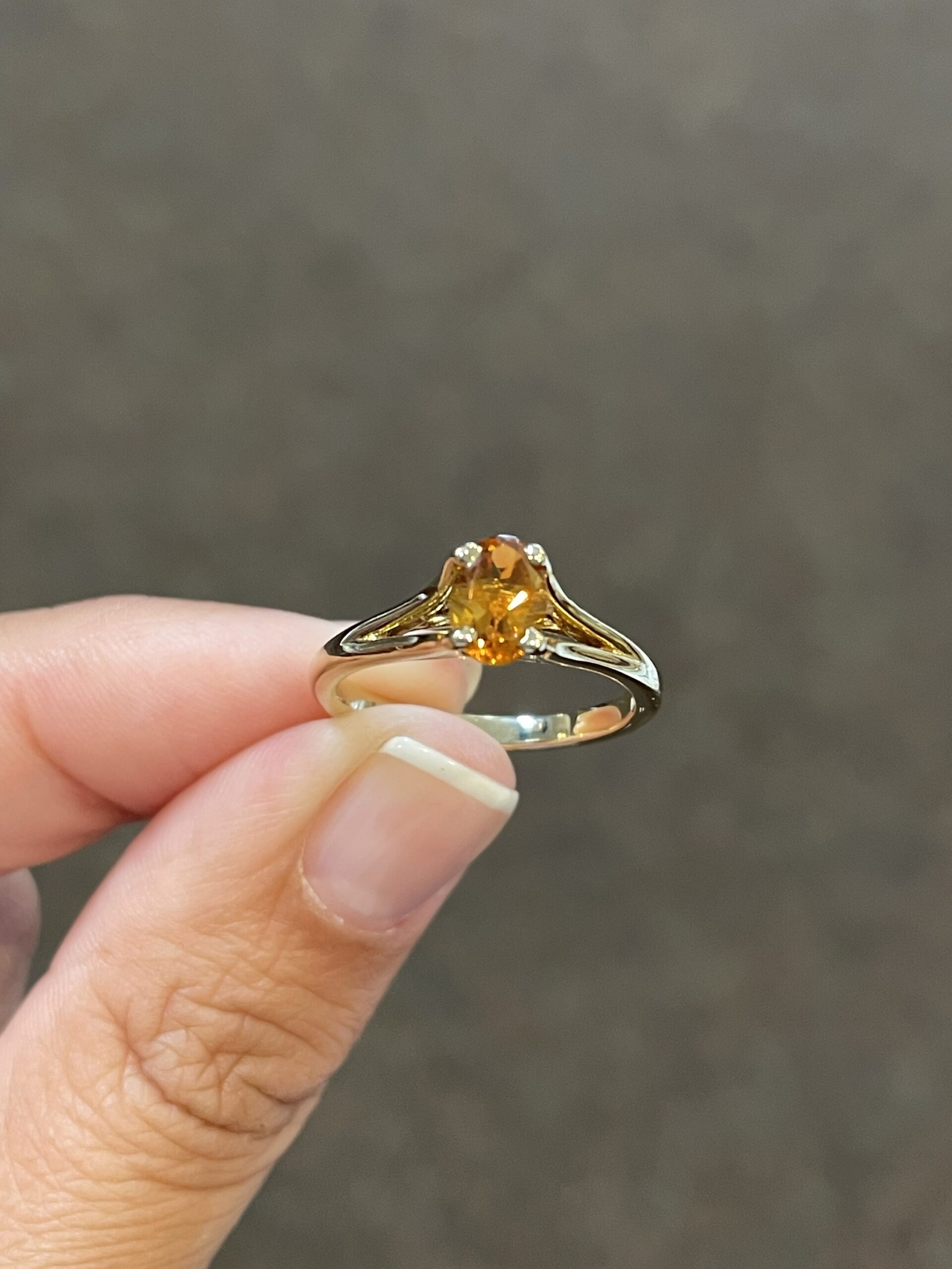 14k Yellow Gold Genuine Oval Shaped Citrine Split Shank Ring - Image 5