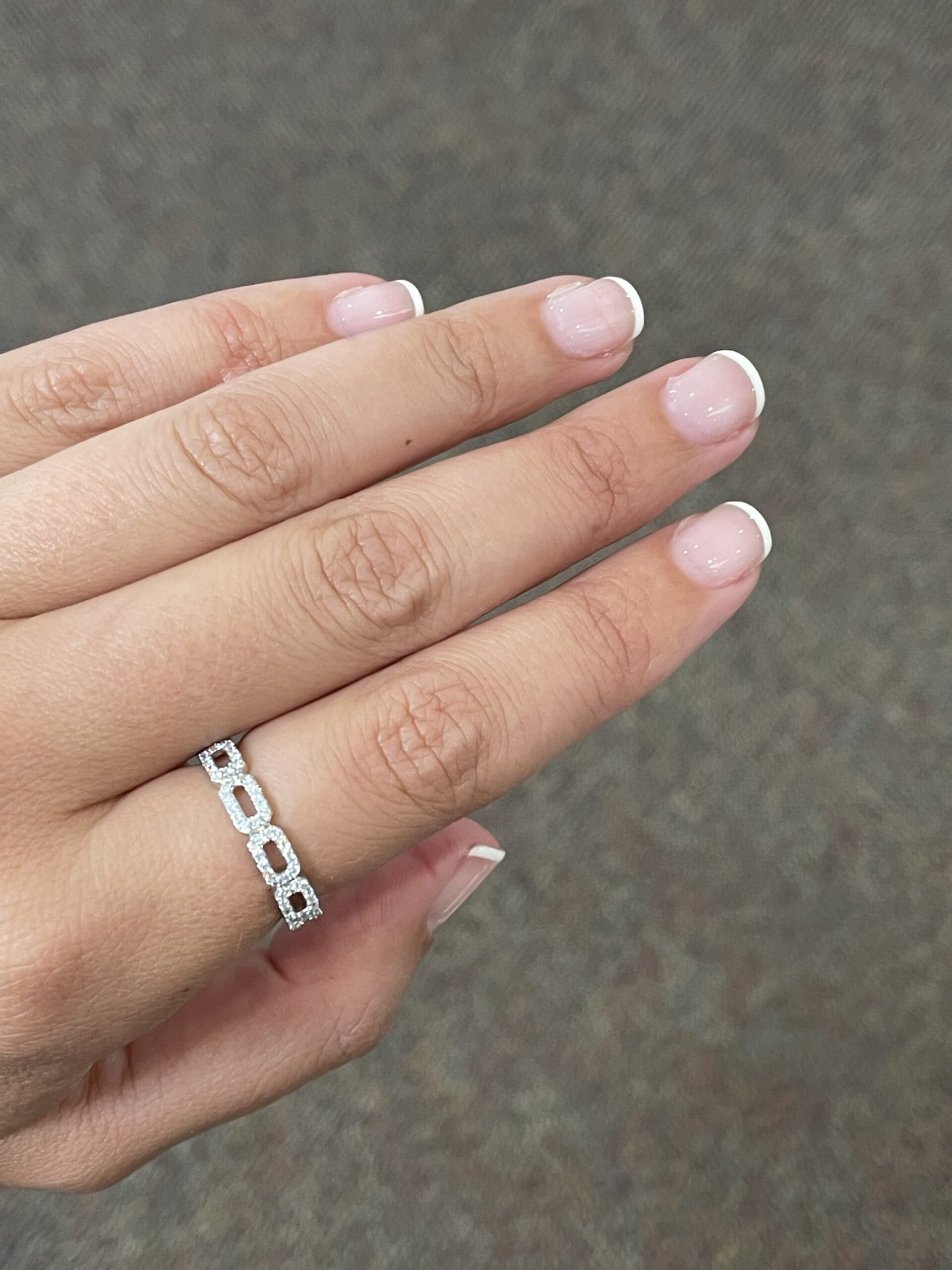 14k White Gold .27 Cttw Genuine Round Brilliant Cut Diamond Chain Link Band - Image 3