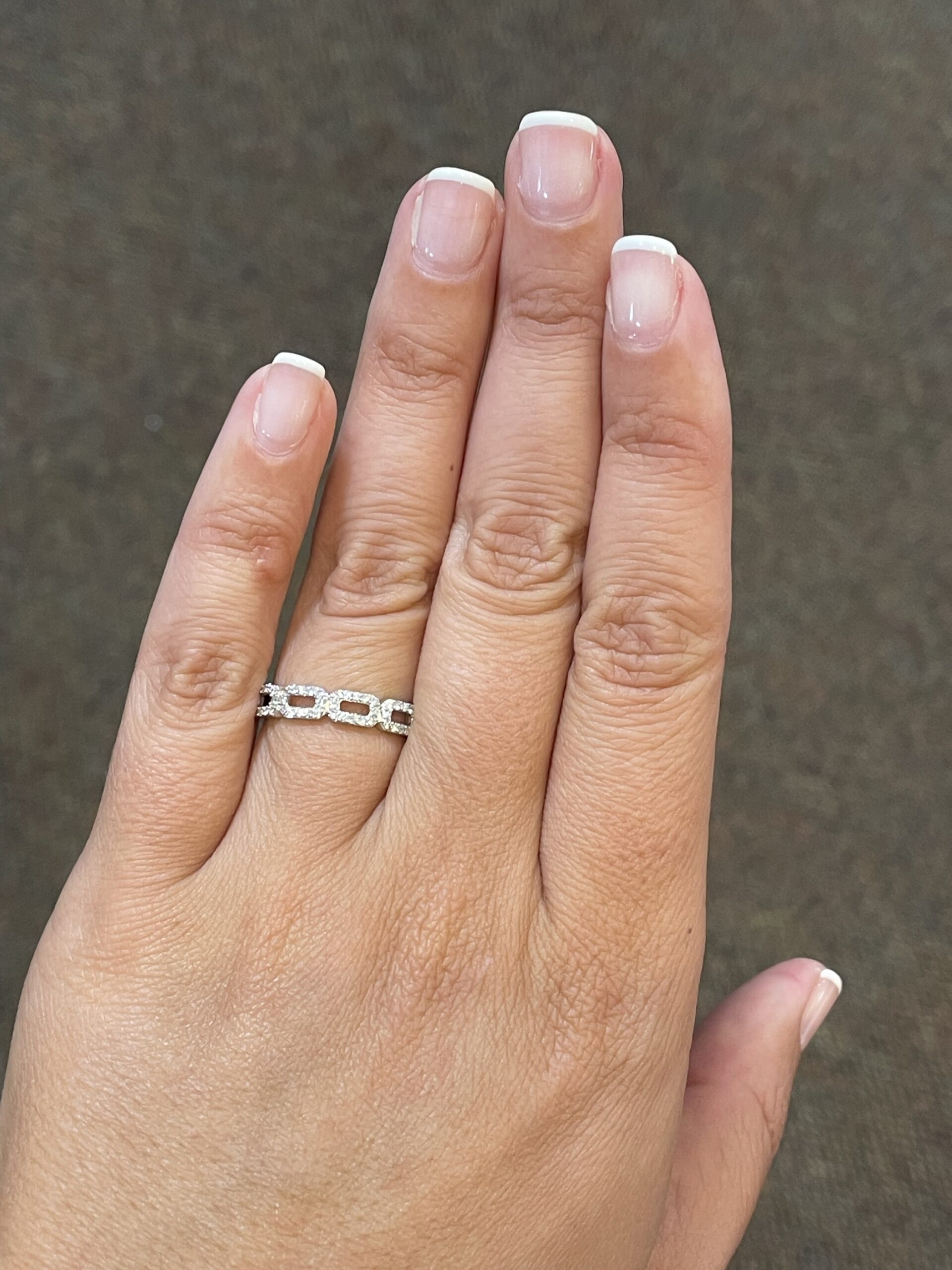 14k White Gold .27 Cttw Genuine Round Brilliant Cut Diamond Chain Link Band - Image 5