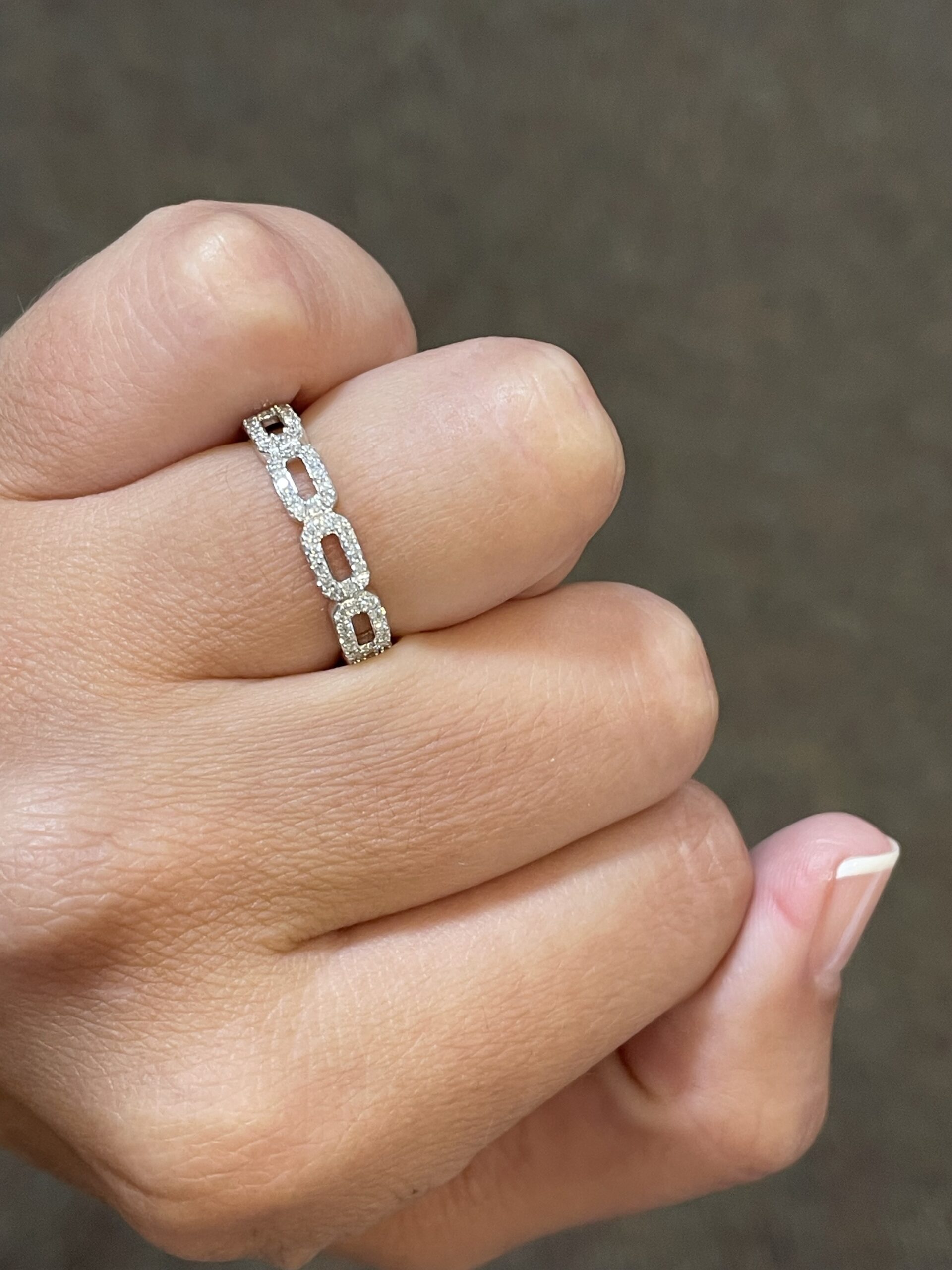 14k White Gold .27 Cttw Genuine Round Brilliant Cut Diamond Chain Link Band - Image 6