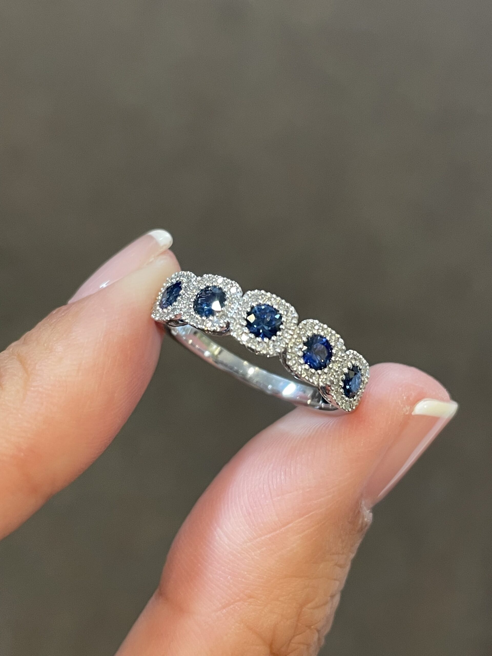 14k White Gold Genuine 5 Stone Sapphire & Diamond Halo Motif Band