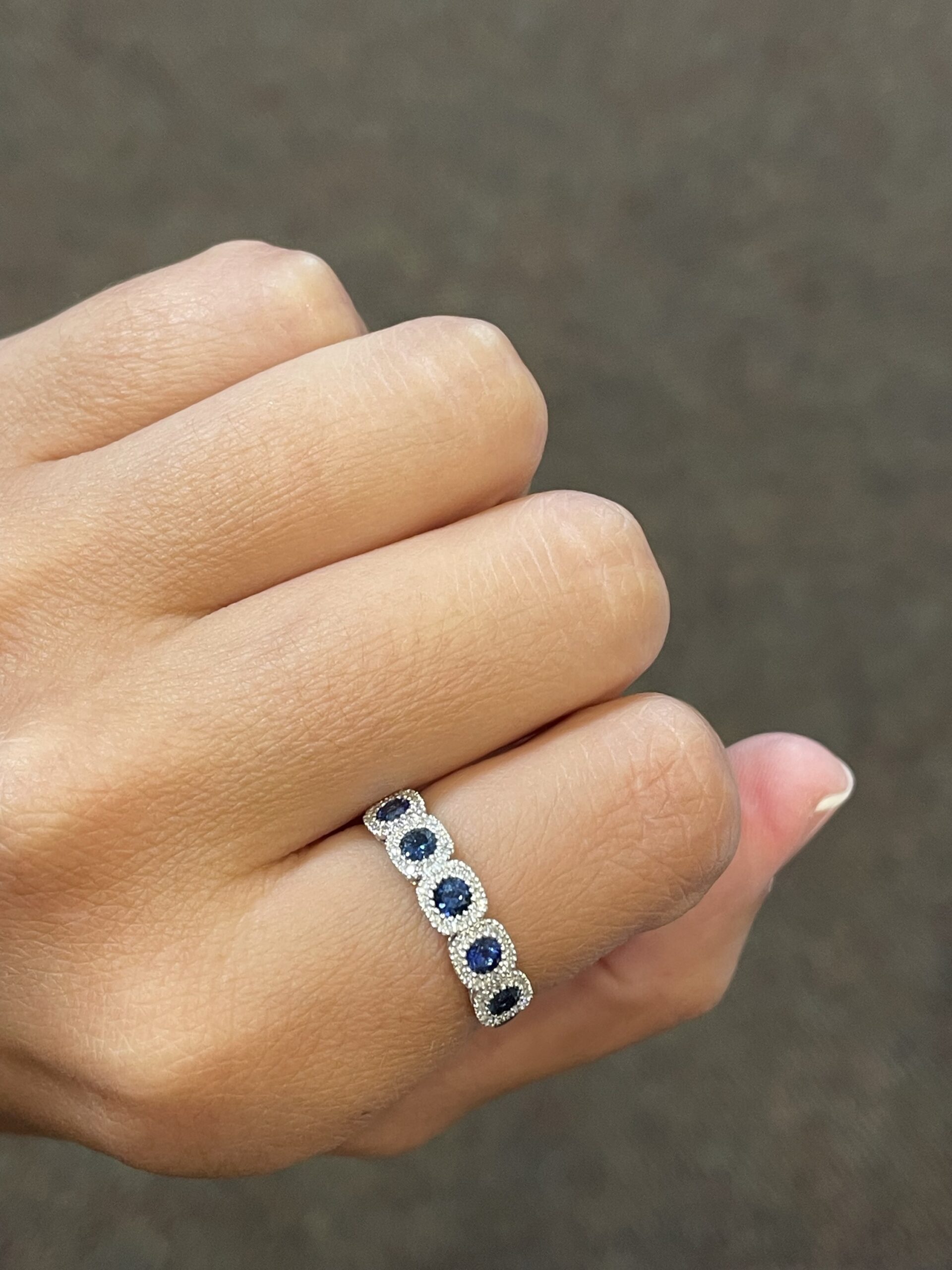 14k White Gold Genuine 5 Stone Sapphire & Diamond Halo Motif Band - Image 10