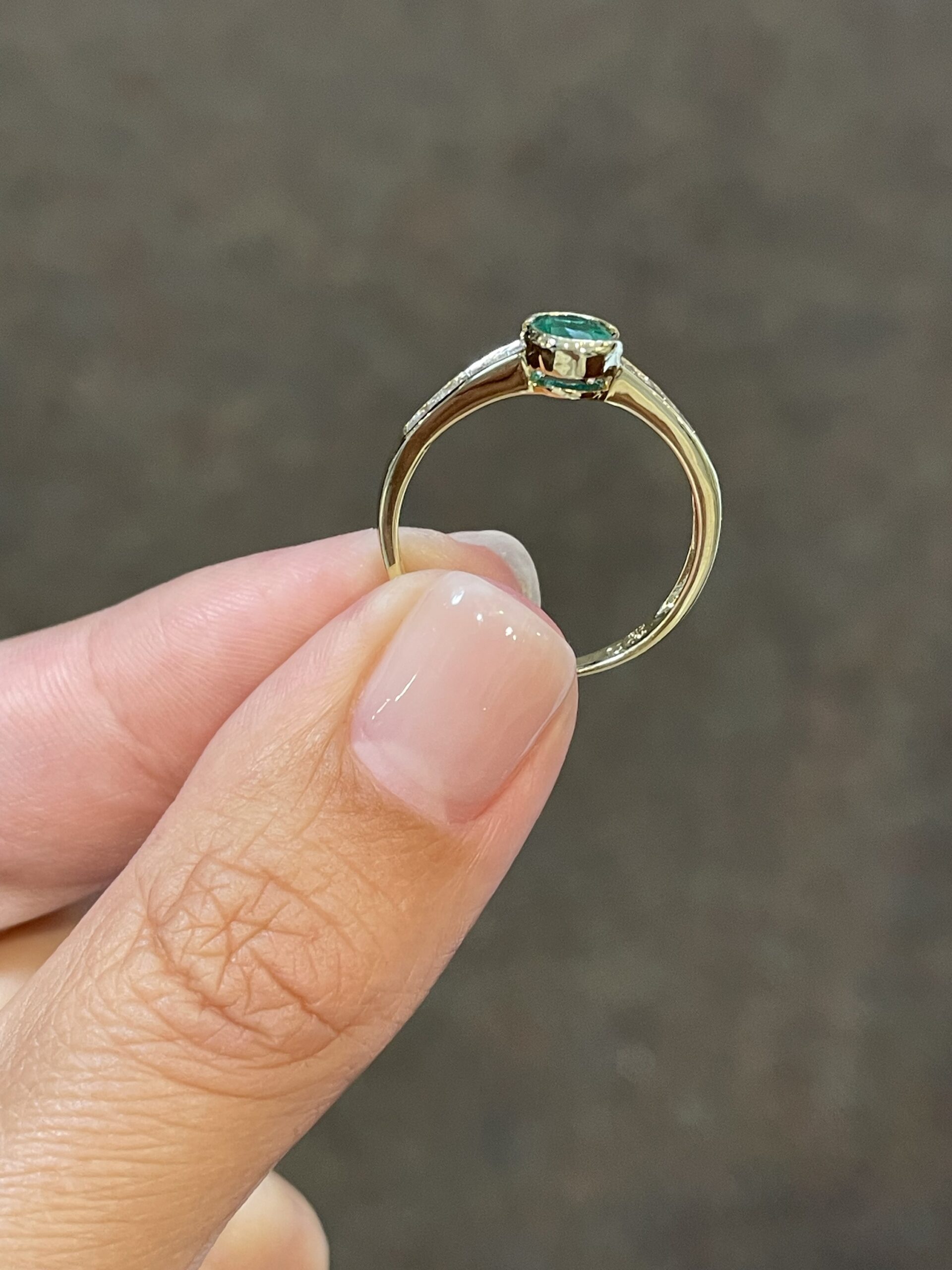 18k Yellow Gold Genuine .60 Cttw Emerald & Diamond Ring - Image 6