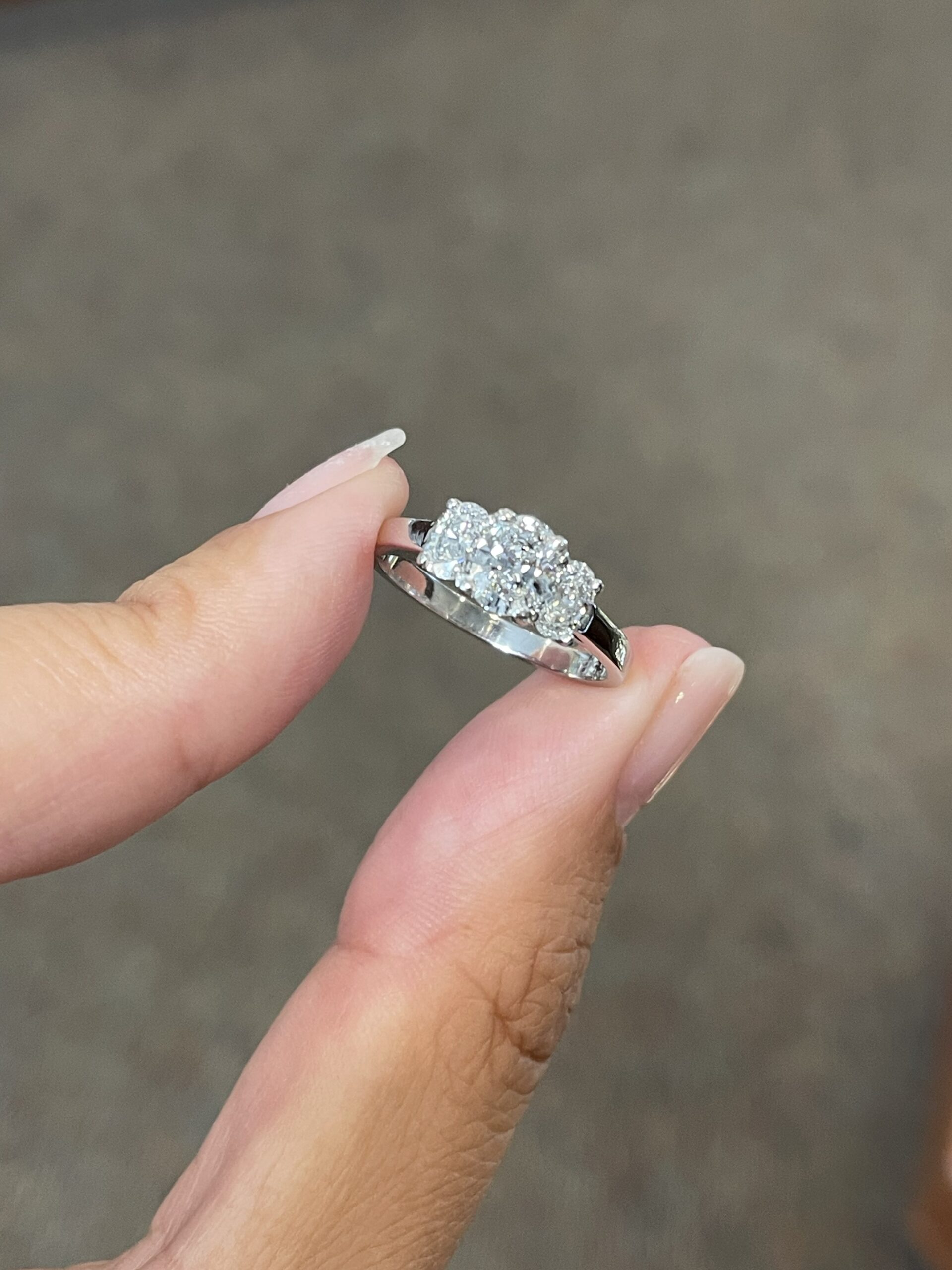 18k White Gold Genuine 1.05 Cttw Oval Brilliant Cut Diamond 3 Stone Engagement Ring - Image 26