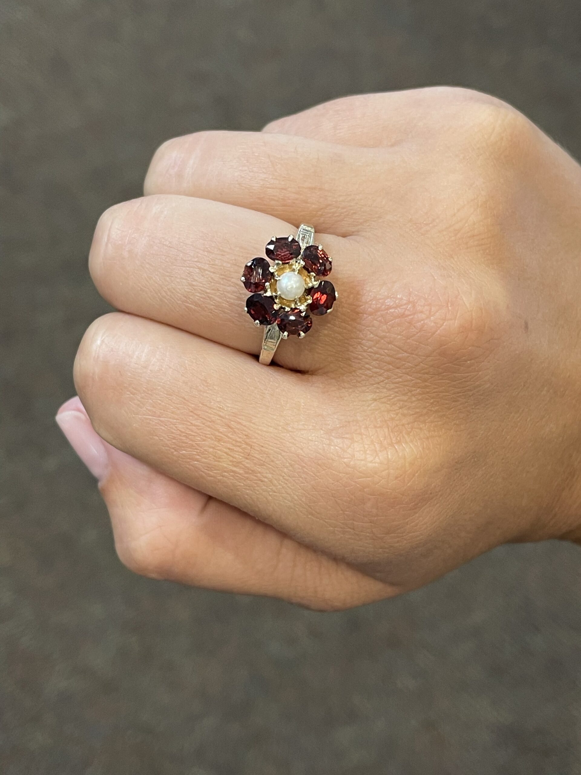 Antique genuine Garnet & 4 MM Cultured Pearl Flower Ring - Image 7