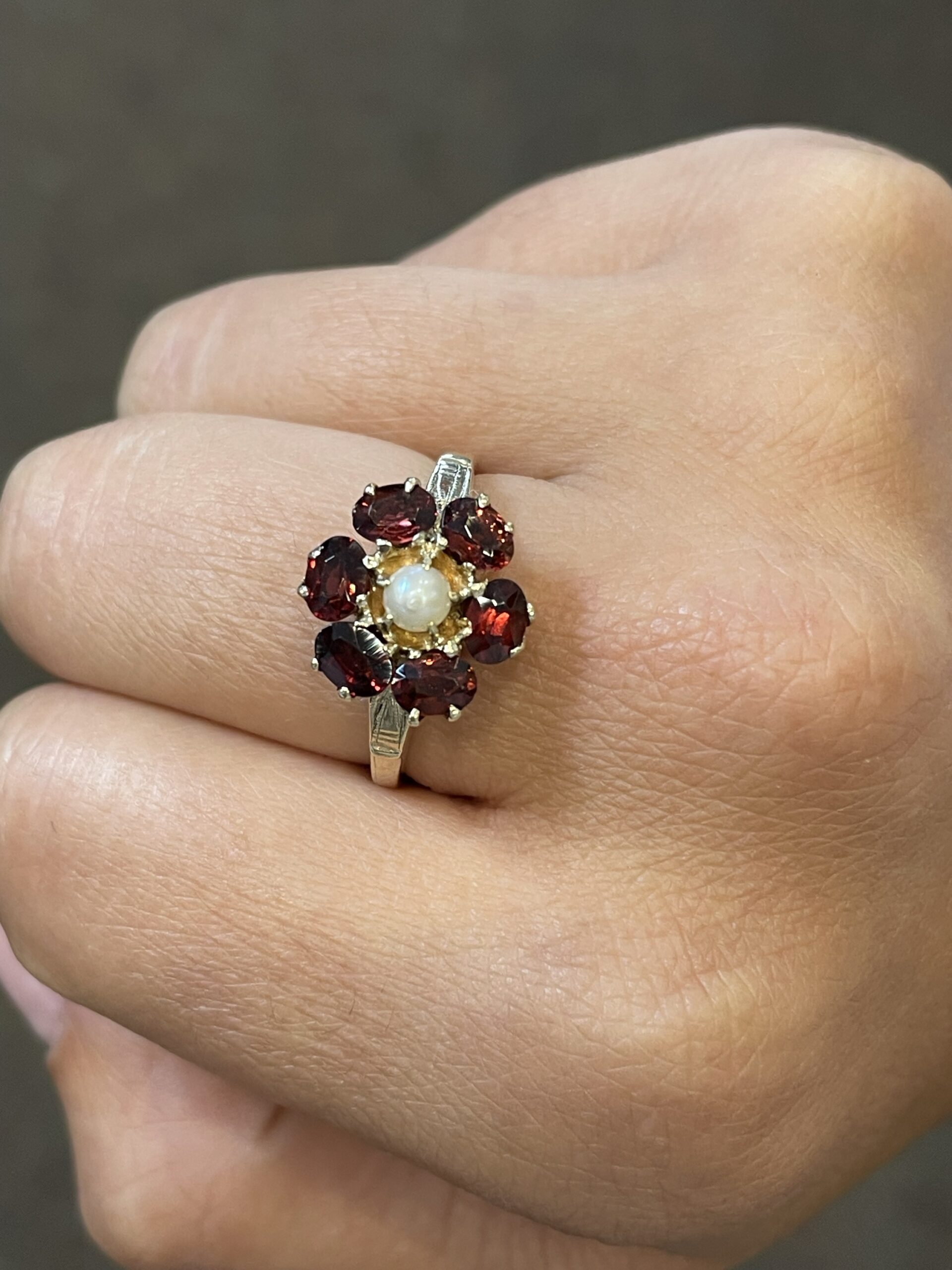 Antique genuine Garnet & 4 MM Cultured Pearl Flower Ring - Image 8