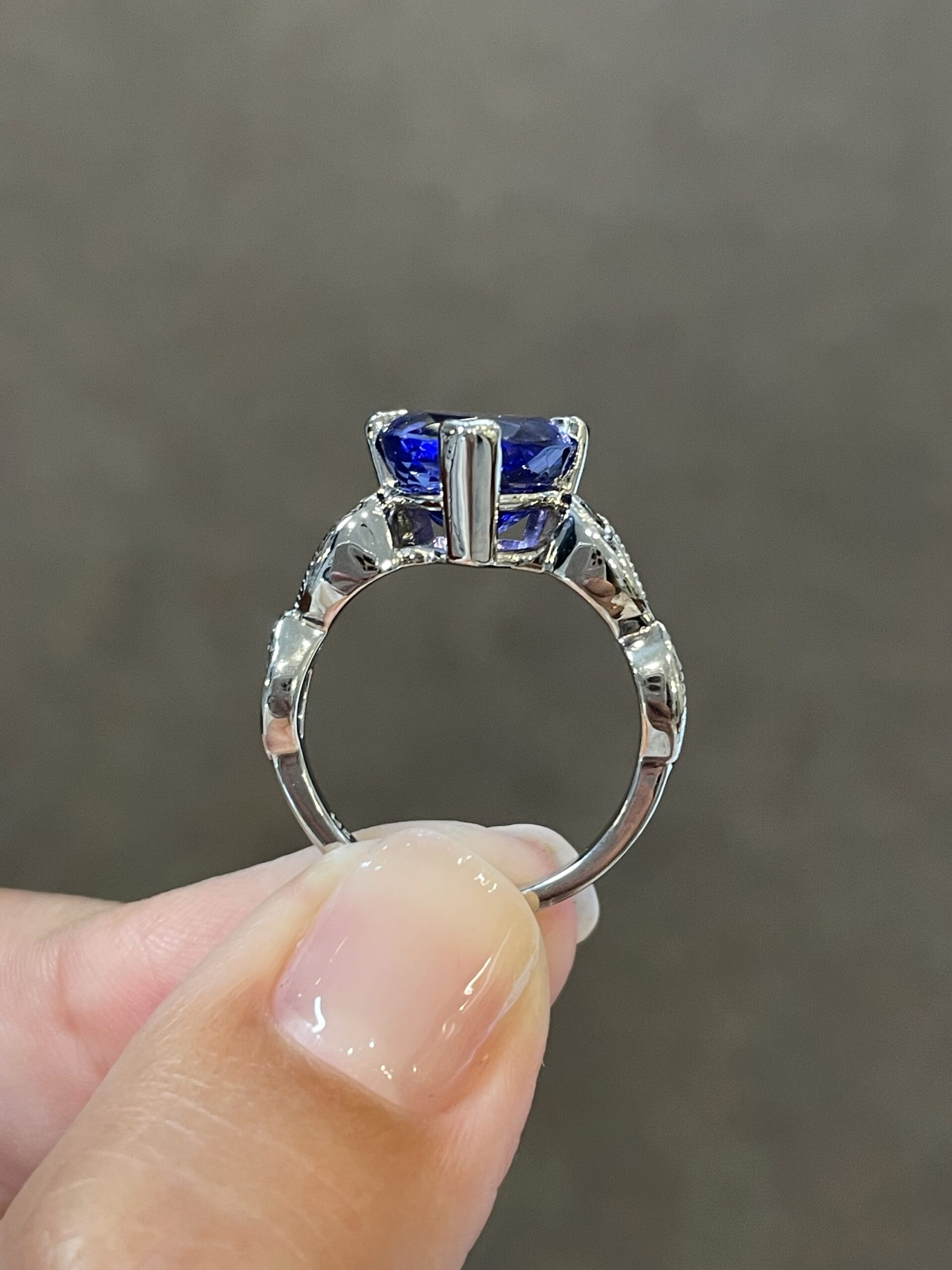 14k White Gold Genuine 4.55 Cttw Tanzanite & Diamond Ring - Image 10