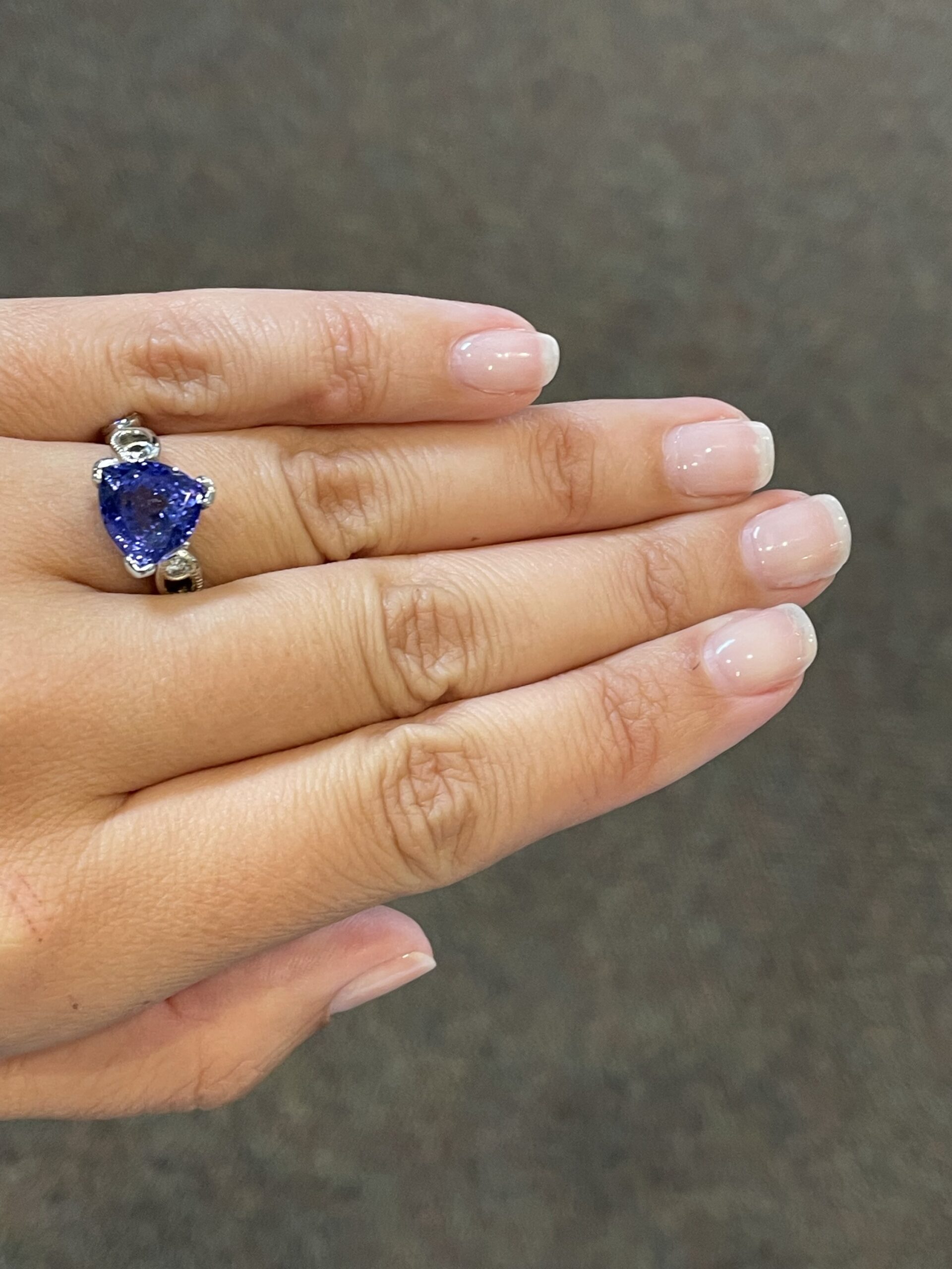 14k White Gold Genuine 4.55 Cttw Tanzanite & Diamond Ring - Image 14