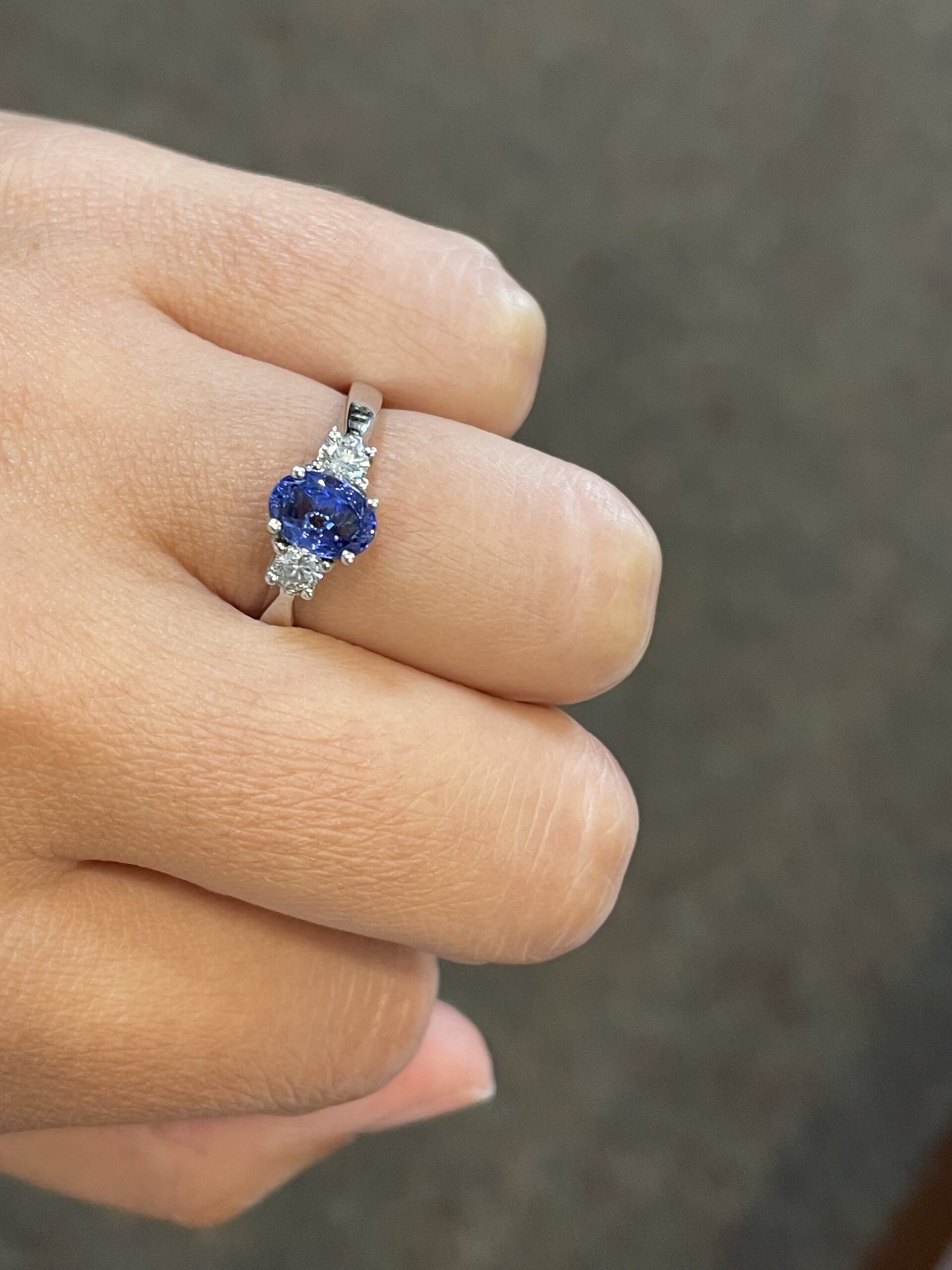 14k White Gold Genuine .95 Cttw Tanzanite & Diamond 3 Stone Ring - Image 7