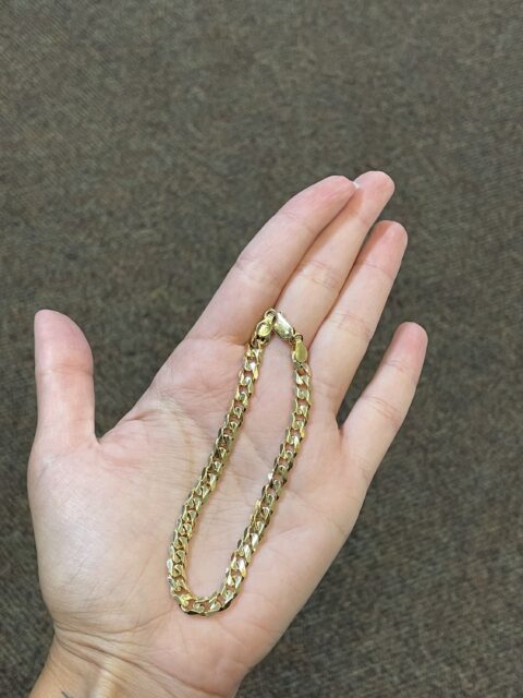 18k Yellow Gold Curb Link Bracelet