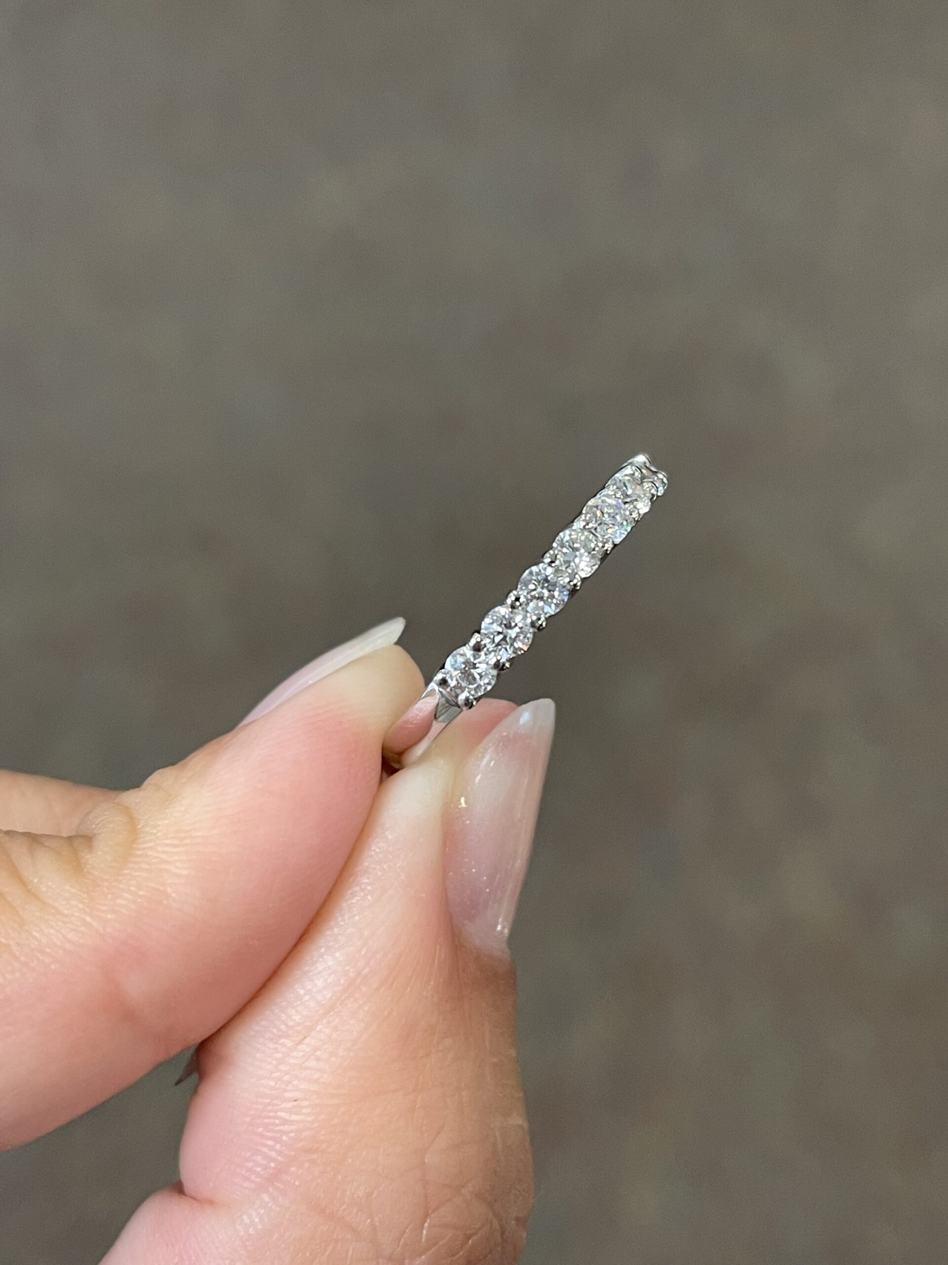 14k White Gold 13 Stone Genuine .70 Cttw Round Brilliant Cut Diamond Band - Image 2