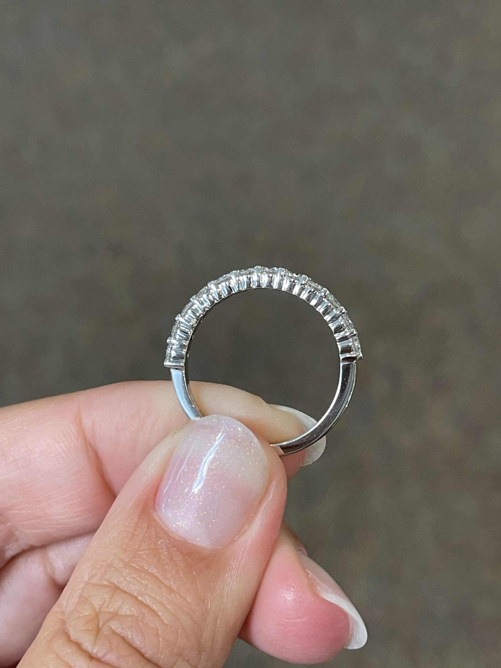 14k White Gold 13 Stone Genuine .70 Cttw Round Brilliant Cut Diamond Band - Image 6