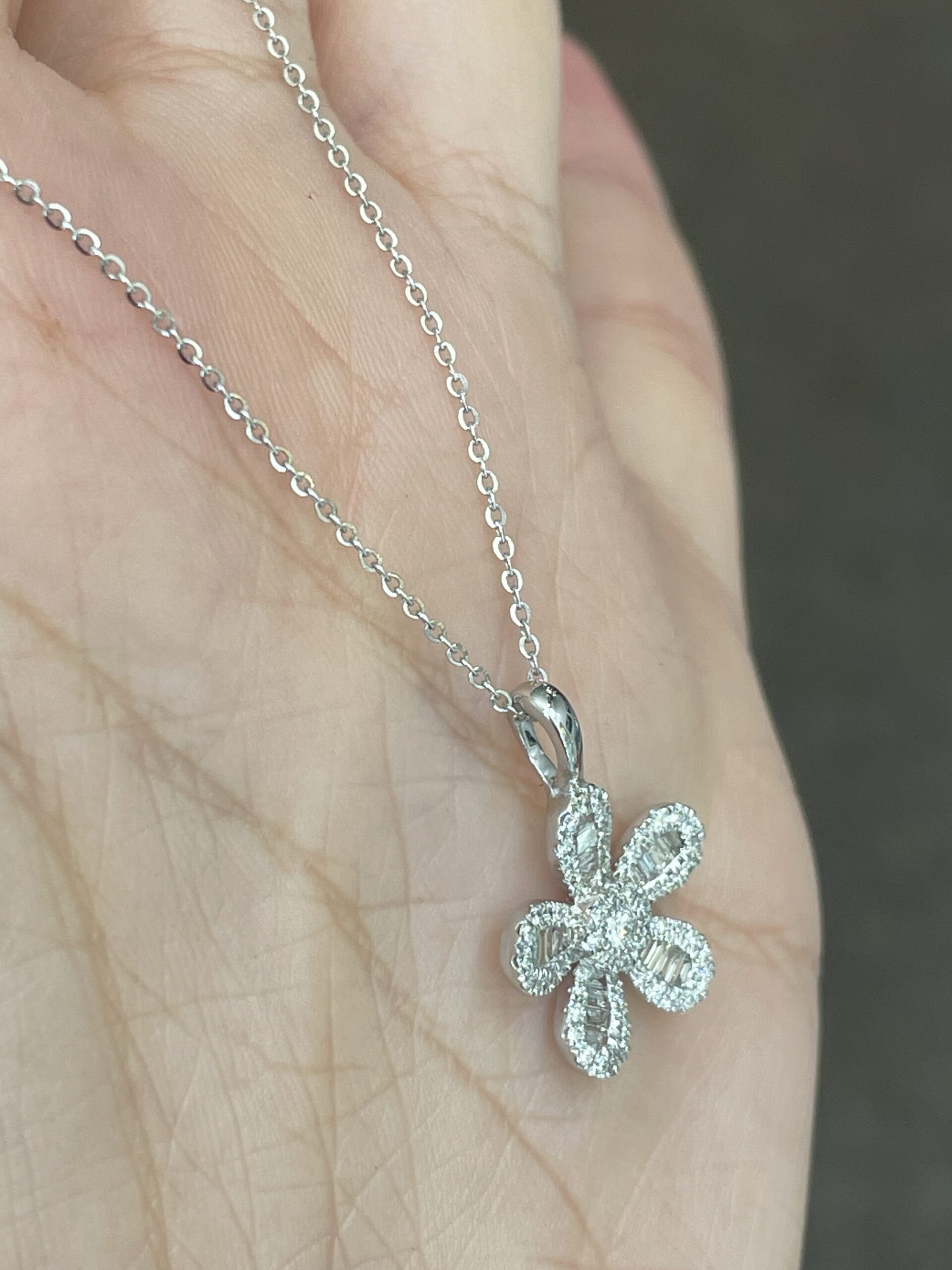 14k White Gold .41 Cttw Genuine Diamond Flower Pendant - Image 14