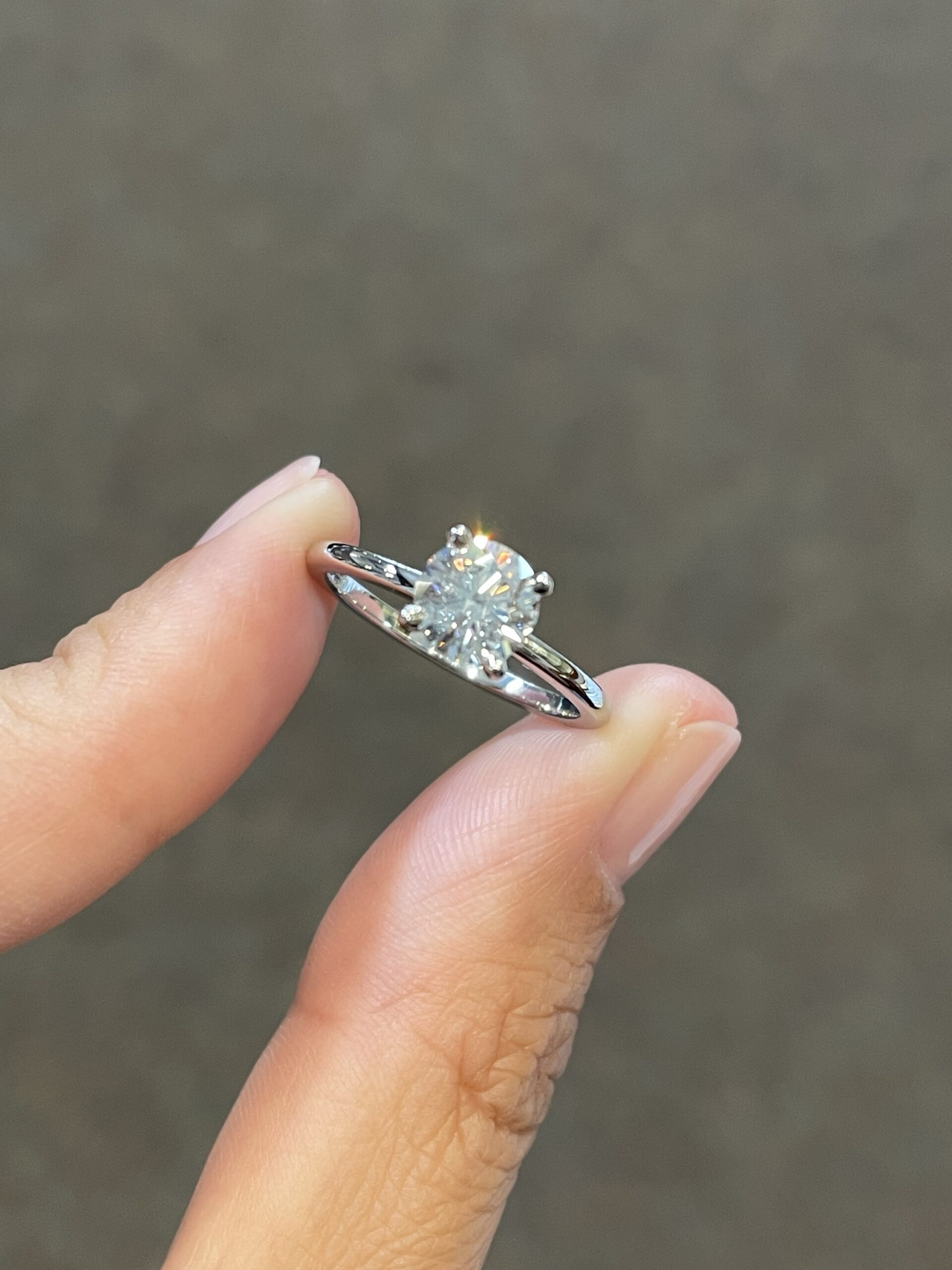 Platinum G.I.A. Certified 1.05 Carat Round Brilliant Cut Diamond Solitaire - Image 2