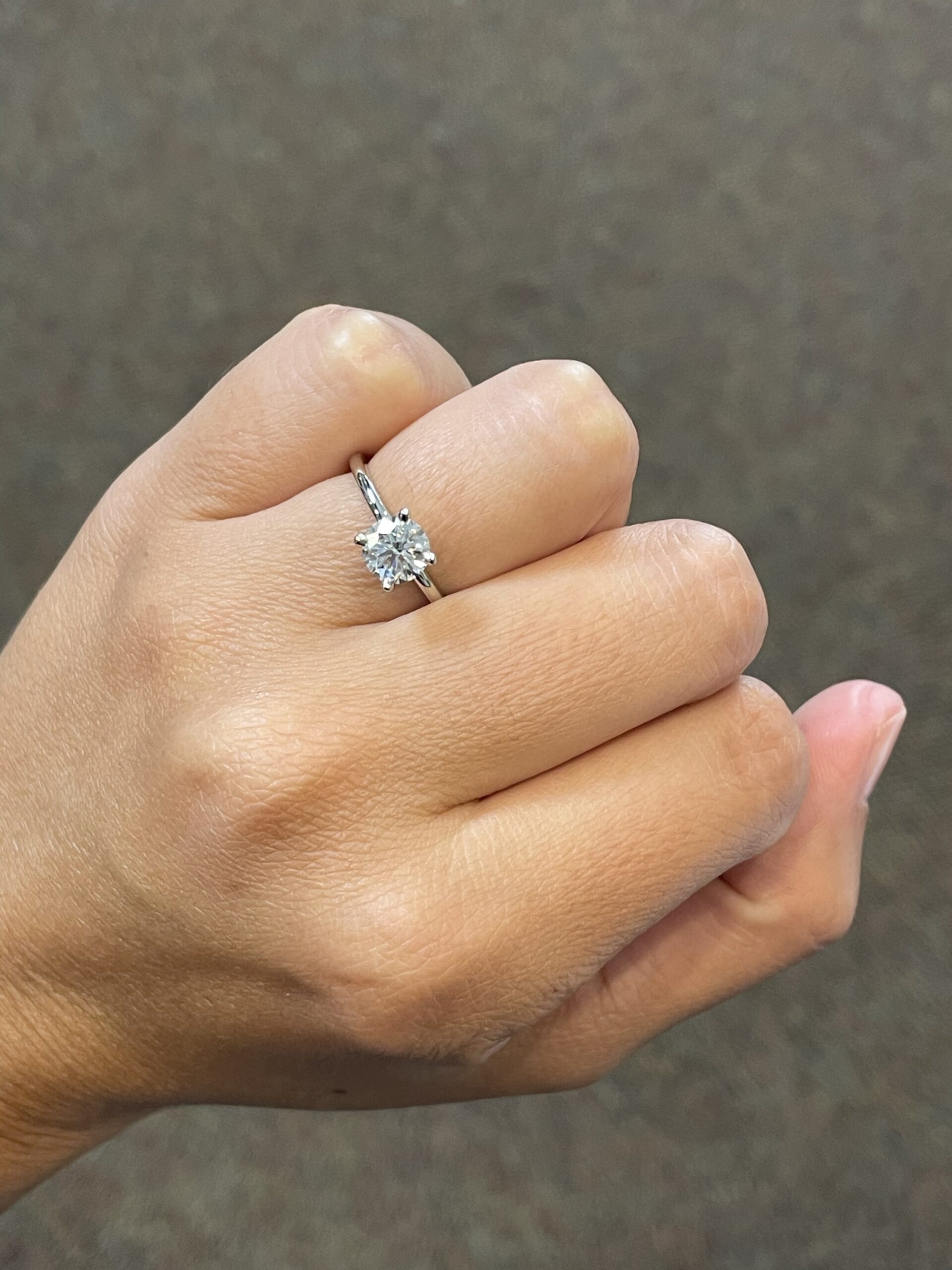 Platinum G.I.A. Certified 1.05 Carat Round Brilliant Cut Diamond Solitaire - Image 6