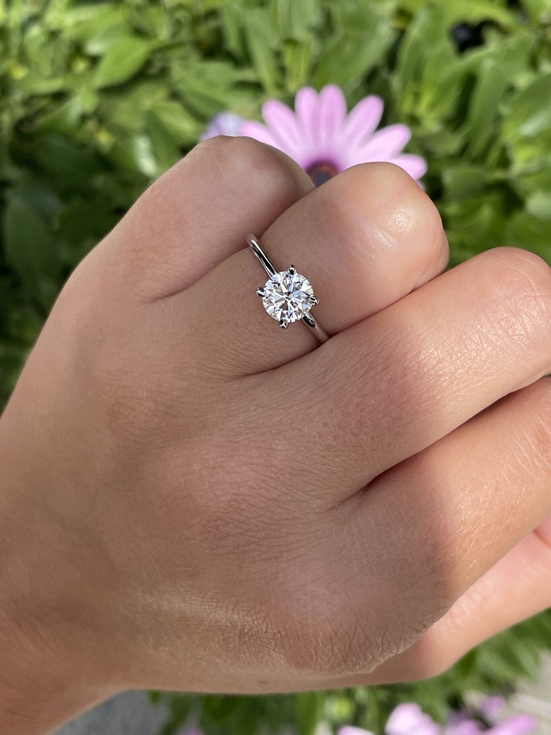 Platinum G.I.A. Certified 1.05 Carat Round Brilliant Cut Diamond Solitaire - Image 9