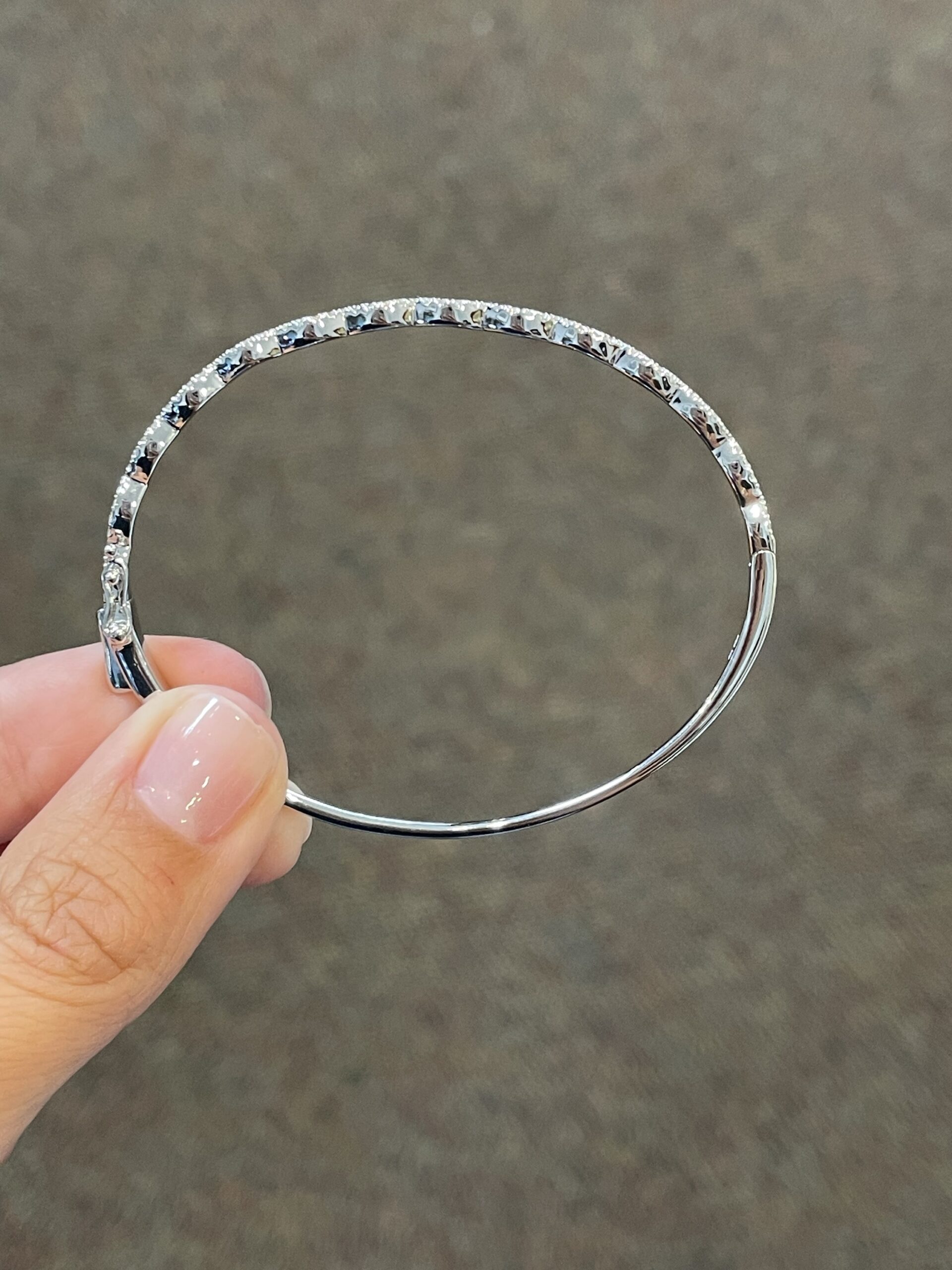 14k White Gold .48 Cttw Genuine Round Brilliant Cut Diamond Wavy Bangle Bracelet - Image 17