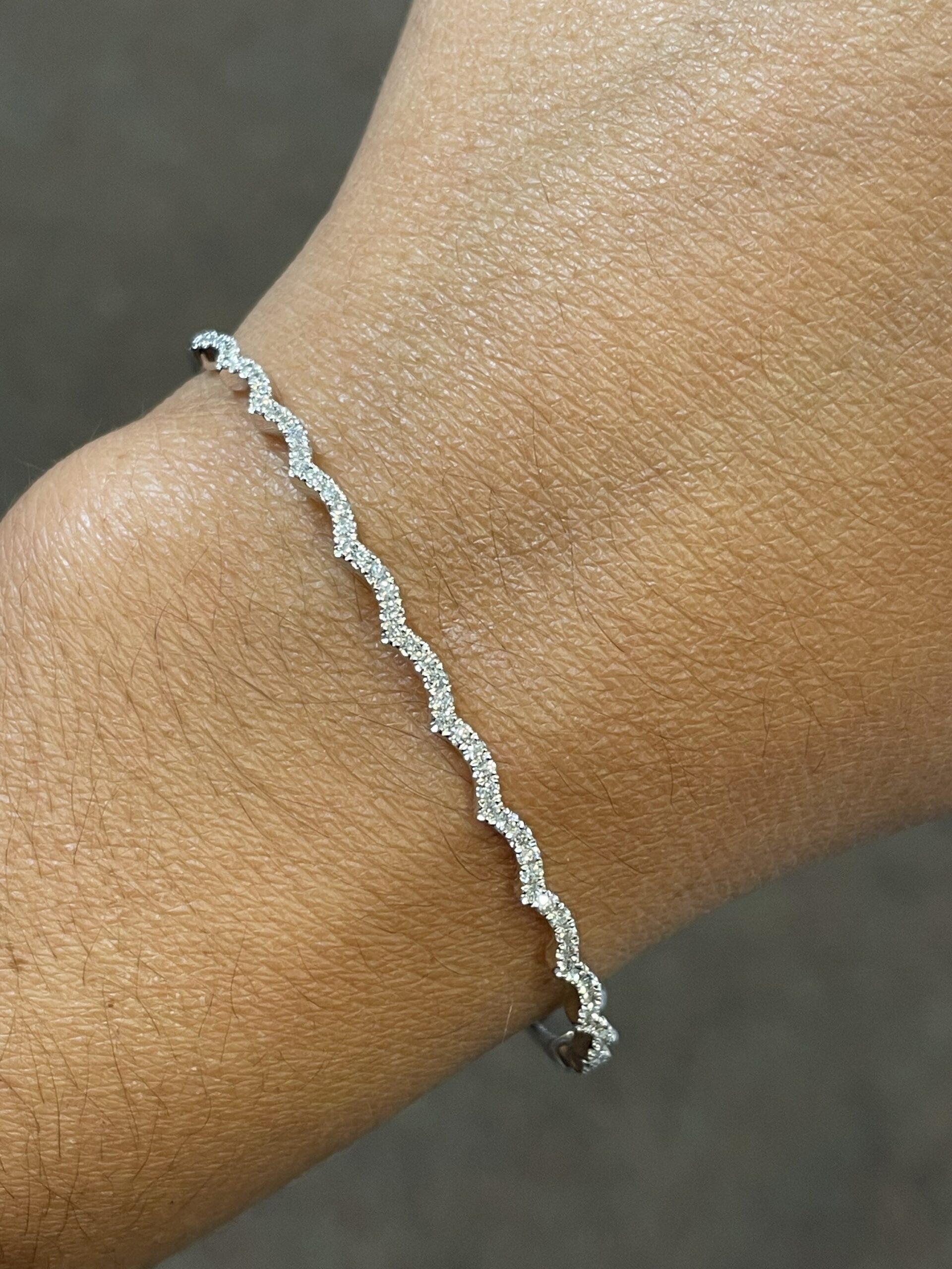 14k White Gold .48 Cttw Genuine Round Brilliant Cut Diamond Wavy Bangle Bracelet - Image 15