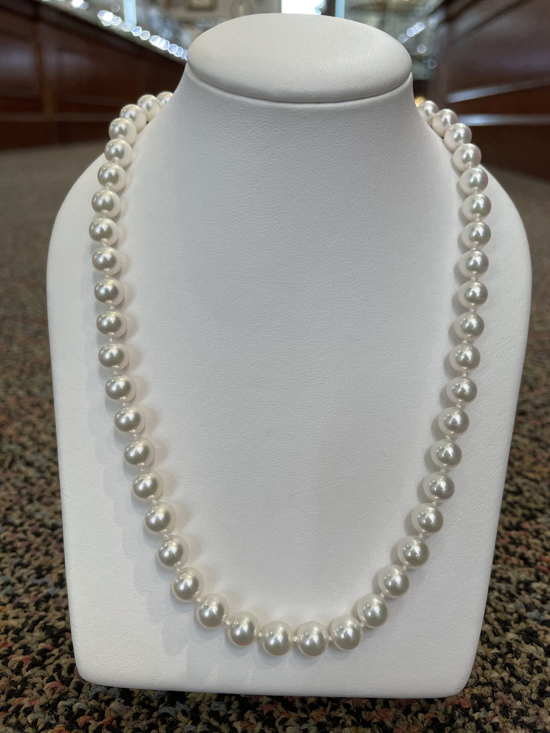 Cultured 6.5-7 MM Akoya Pearl Strand with 14k White Gold Diamond Clasp - Image 9