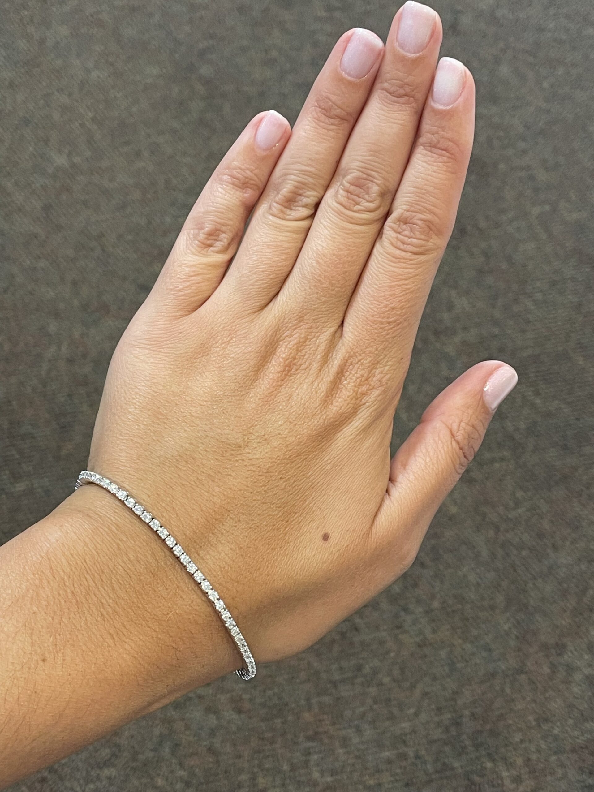 14k White Gold 2.50 Cttw Genuine Round Brilliant Cut Diamond Tennis bracelet - Image 4