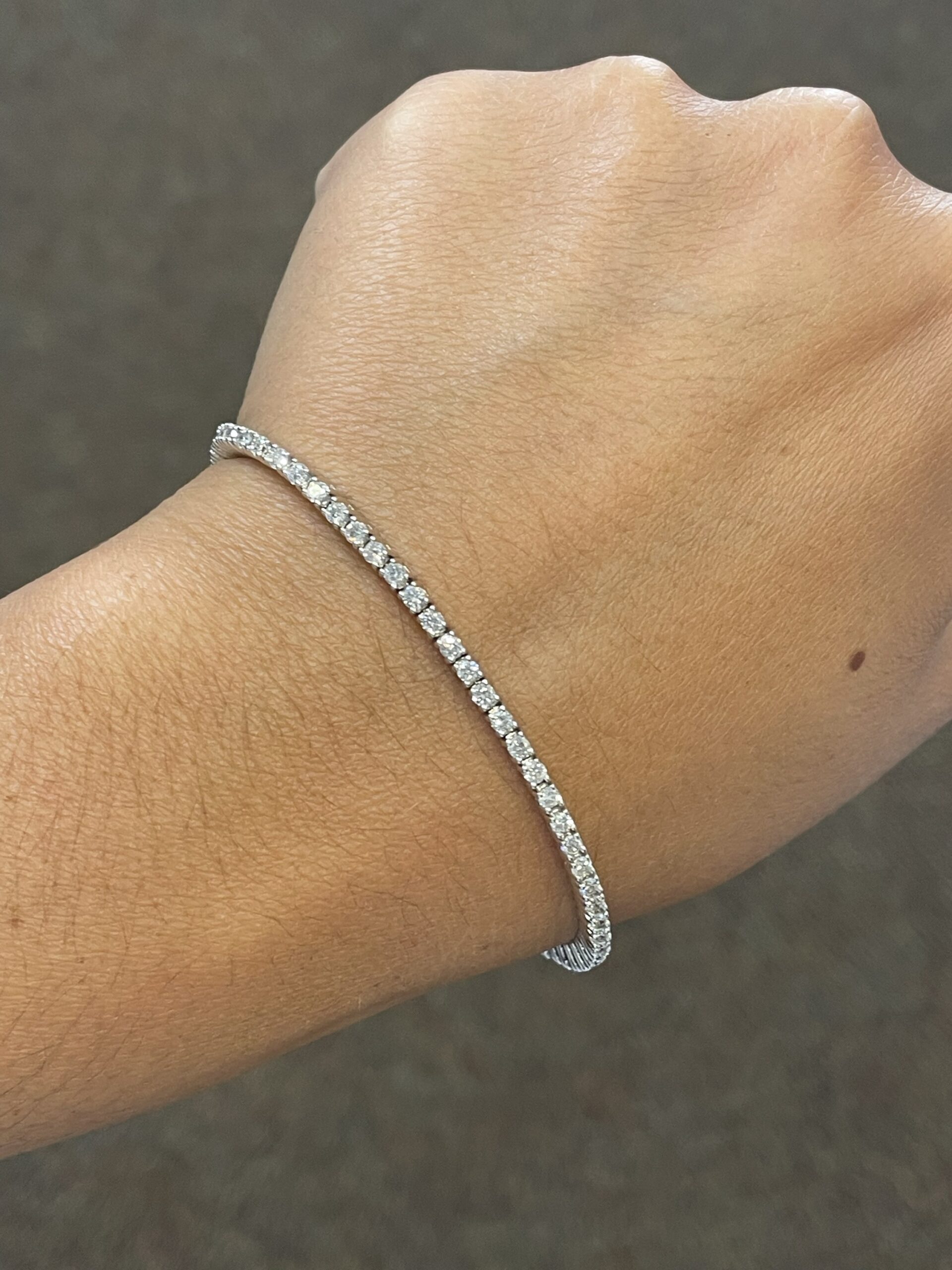 14k White Gold 2.50 Cttw Genuine Round Brilliant Cut Diamond Tennis bracelet - Image 3