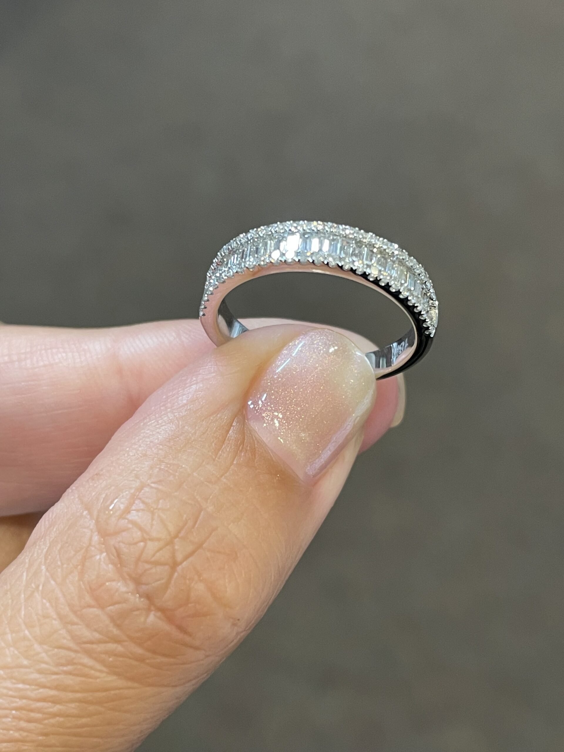 18k White Gold .60 Cttw Genuine Round Brilliant Cut Diamond & Diamond Baguette Band - Image 5