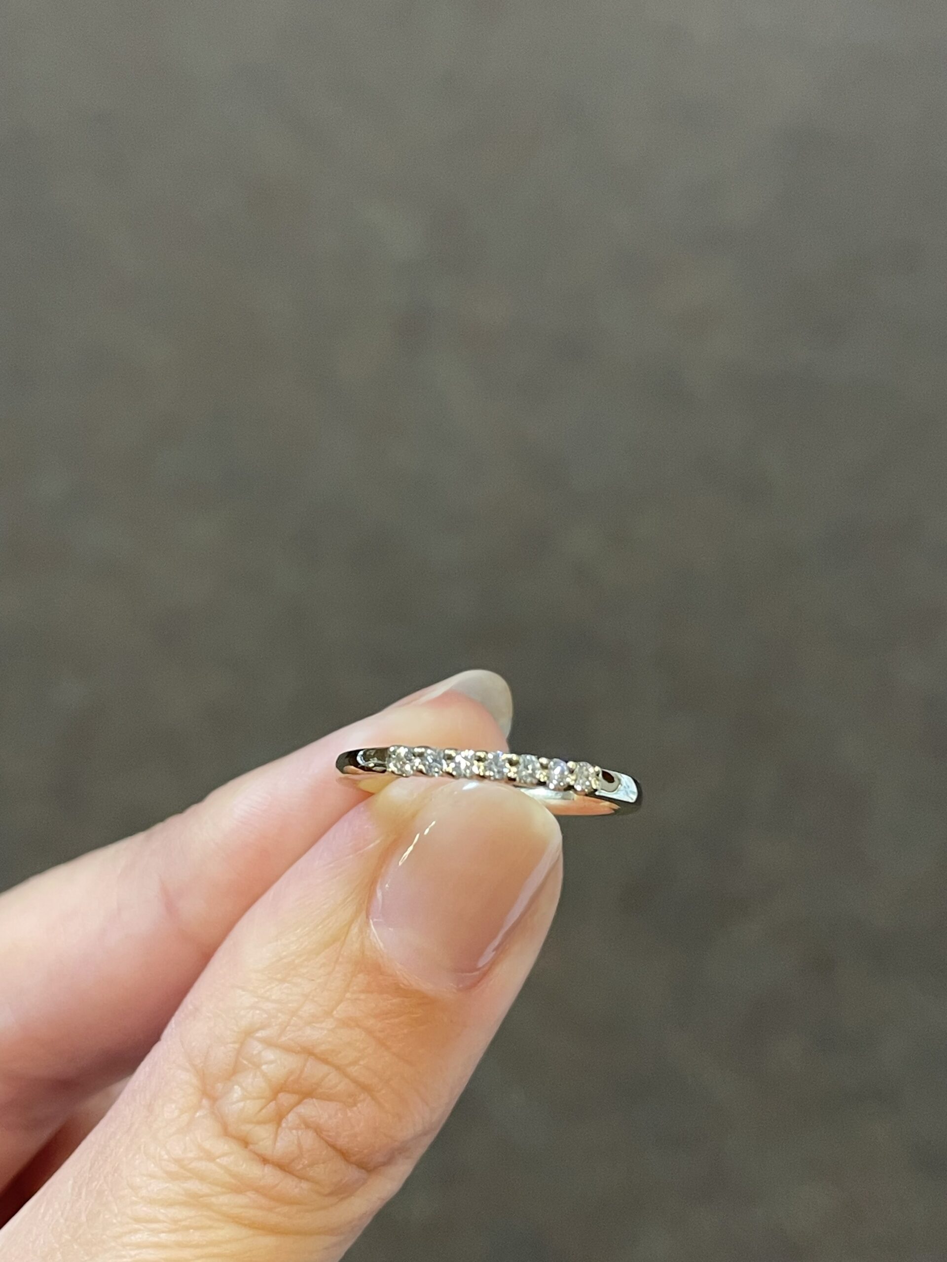 14k Yellow Gold 7 Stone Genuine .19 Cttw Round Brilliant Cut Diamond Shared Prong Band - Image 10