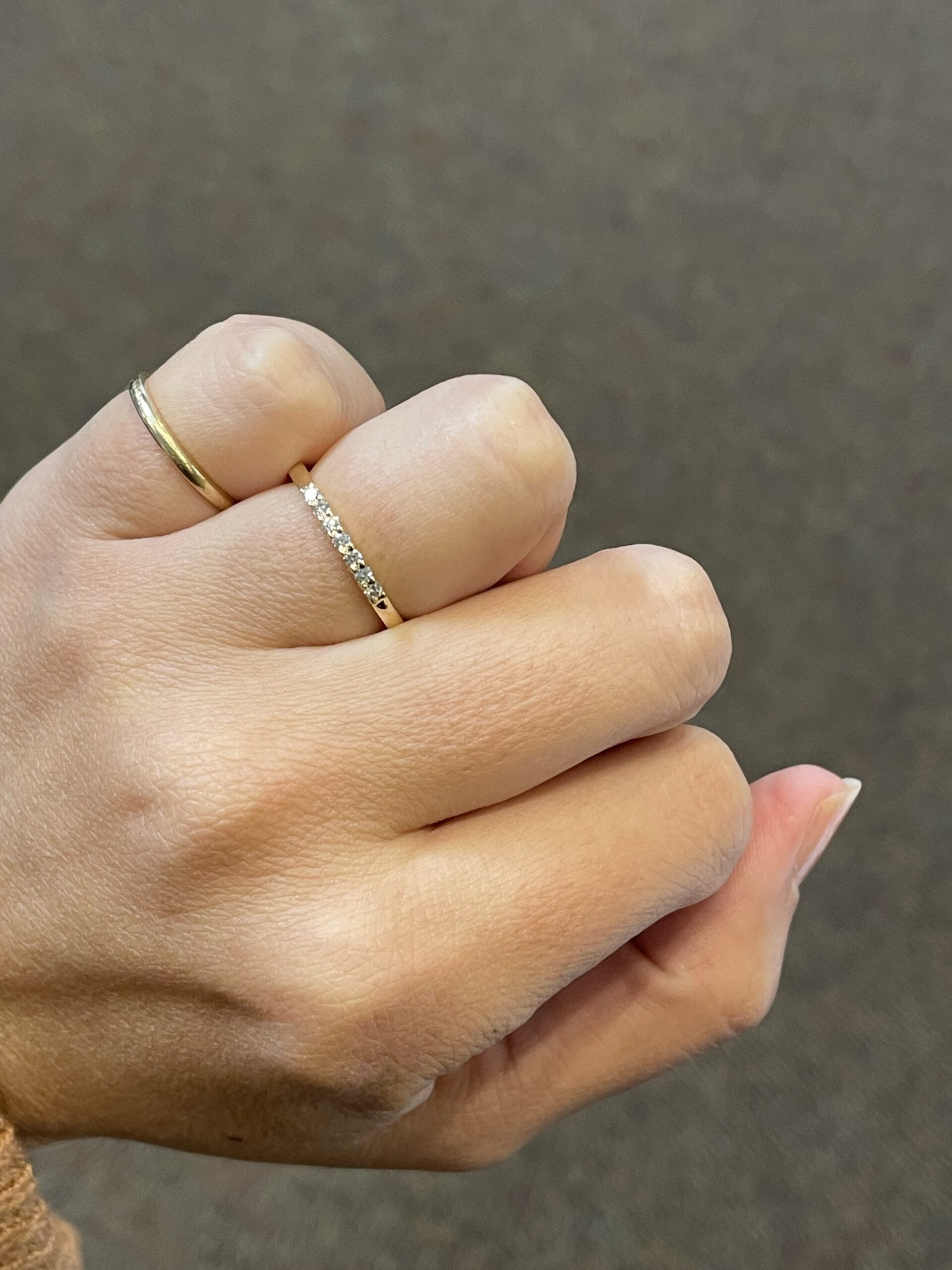 14k Yellow Gold 7 Stone Genuine .19 Cttw Round Brilliant Cut Diamond Shared Prong Band - Image 12