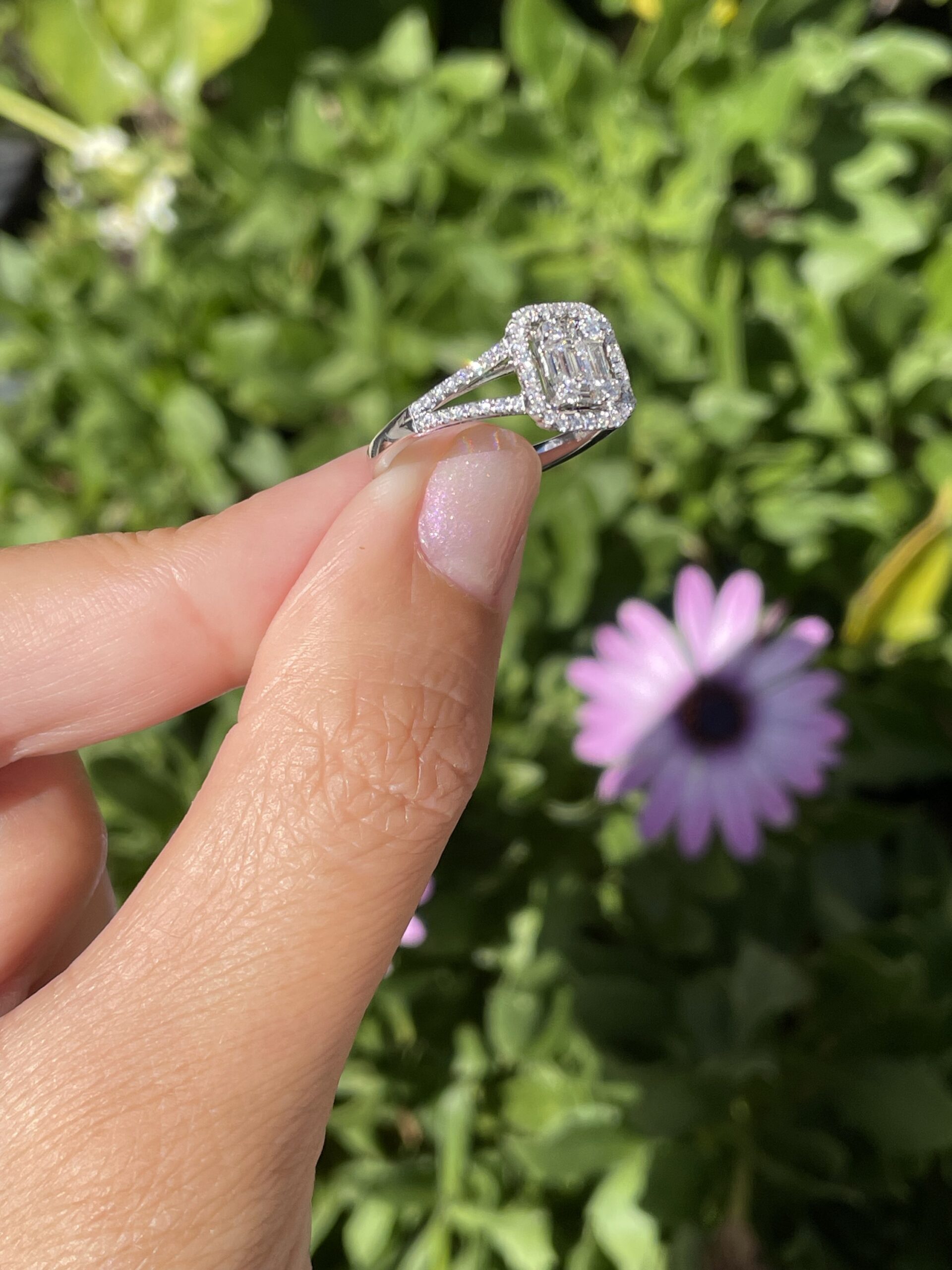 18k White Gold .45 Cttw Round Brilliant Cut Diamond & Diamond Baguette Cluster Ring - Image 18